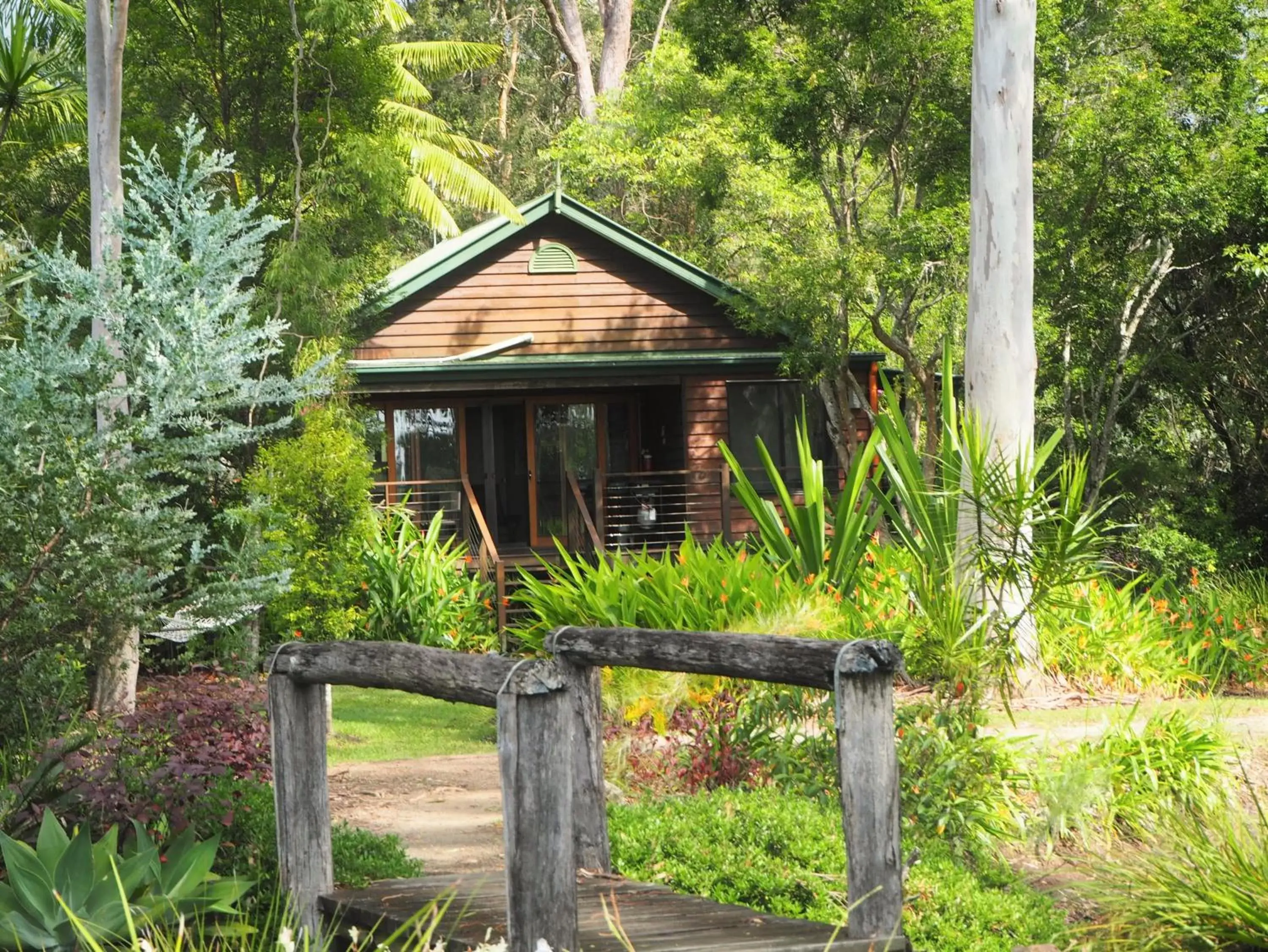 Patio in Lake Weyba Cottages Noosa