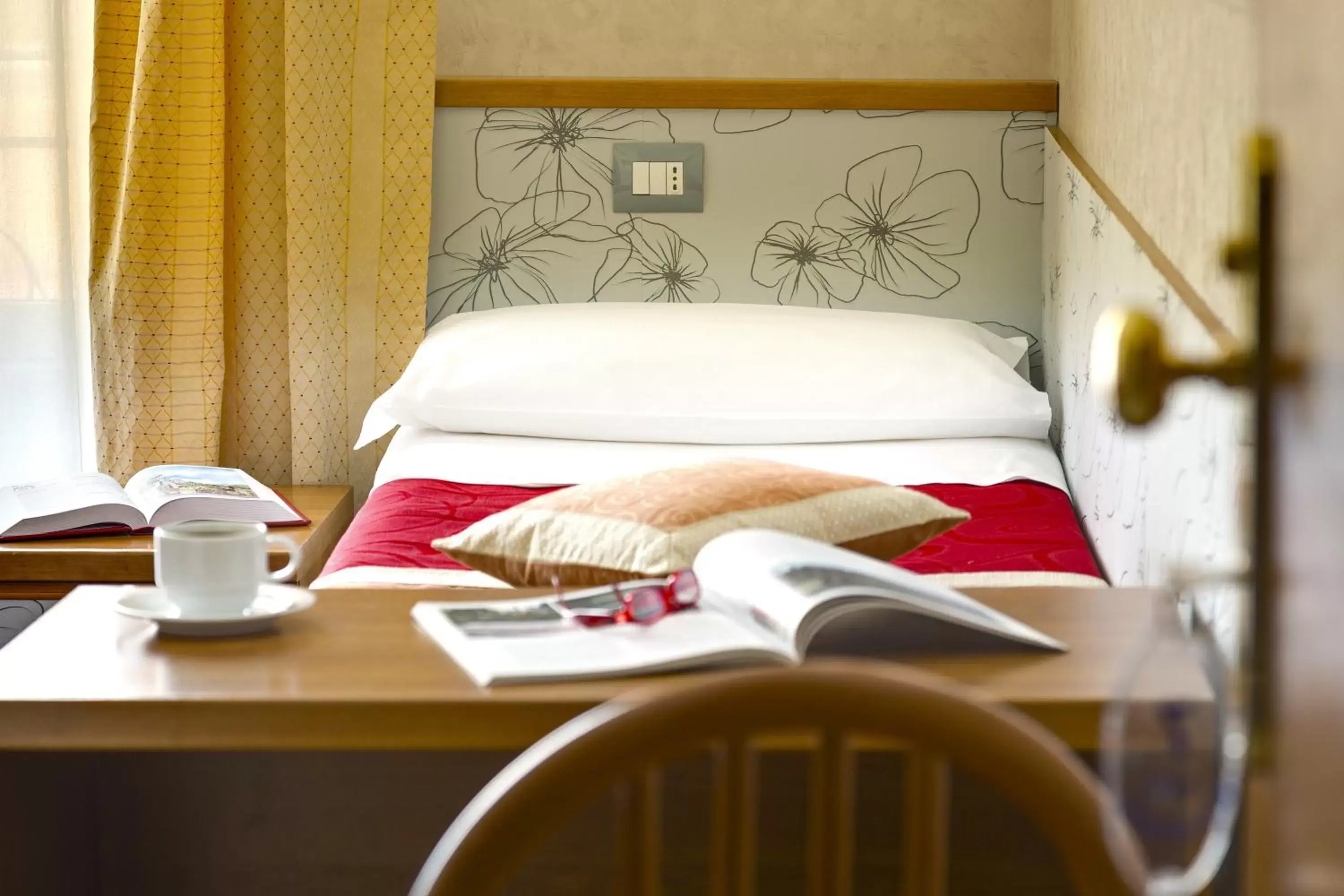 Bedroom, Bed in Hotel Marcantonio