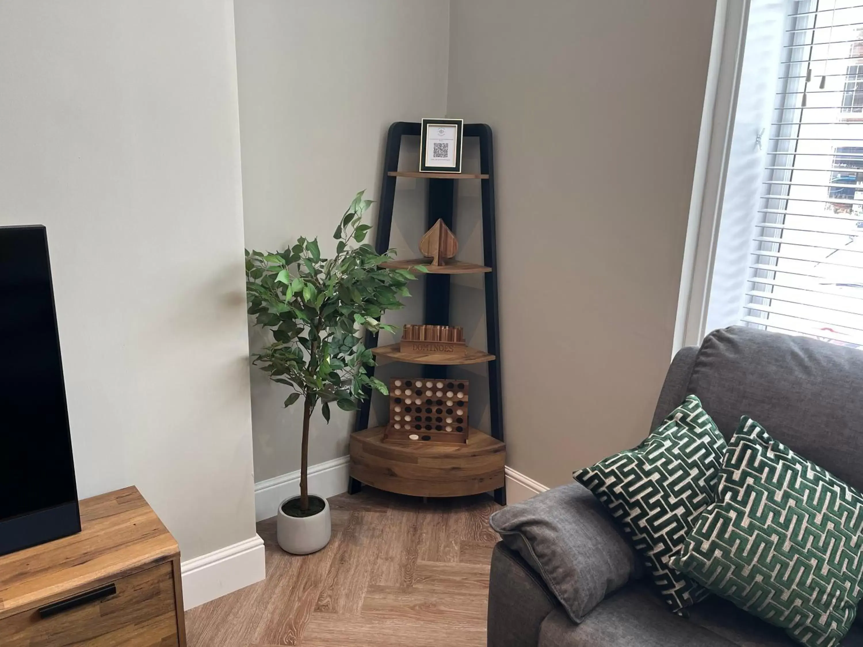 Seating Area in Crown and Cushion Appleby