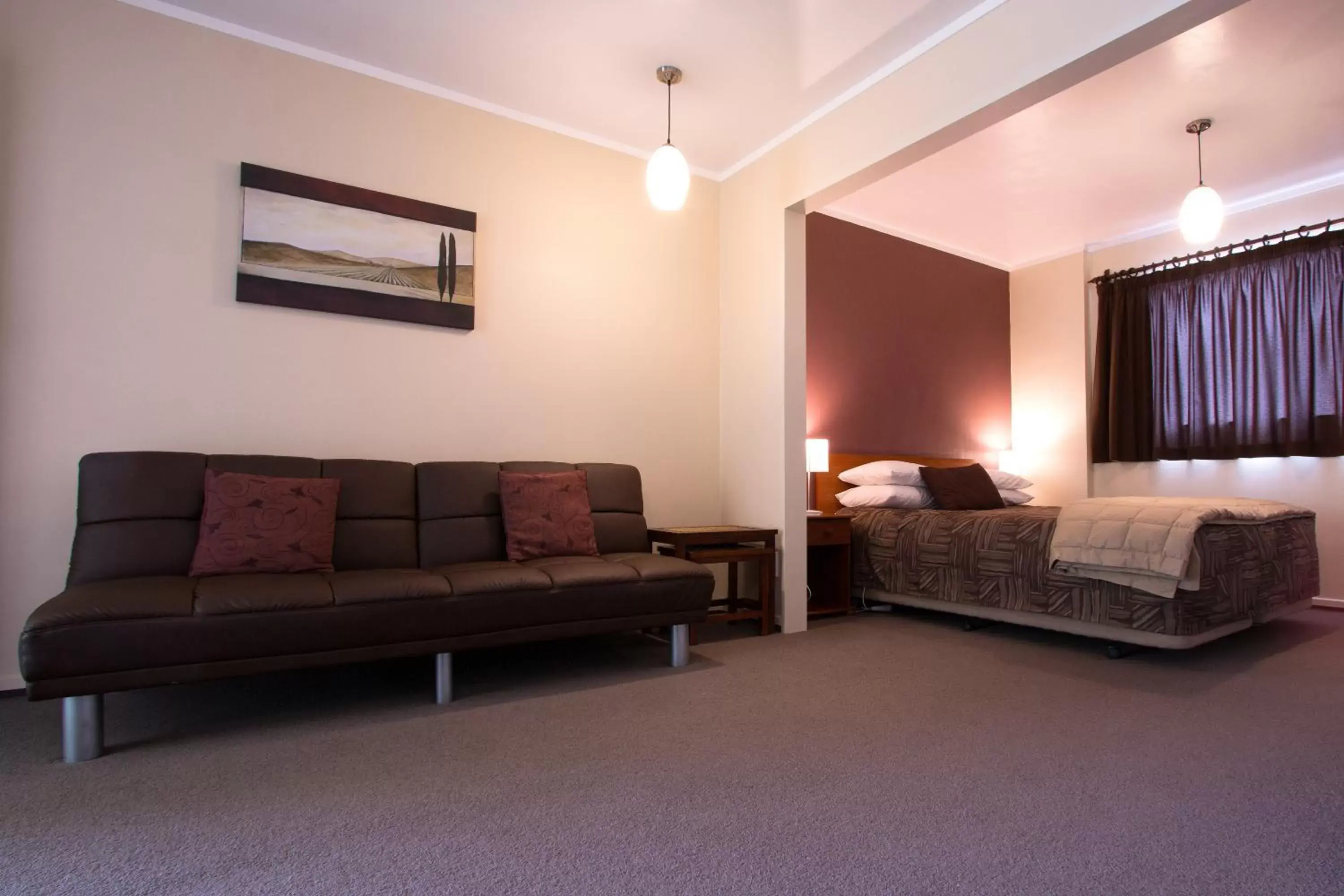 Living room, Seating Area in Kapiti Gateway Motel