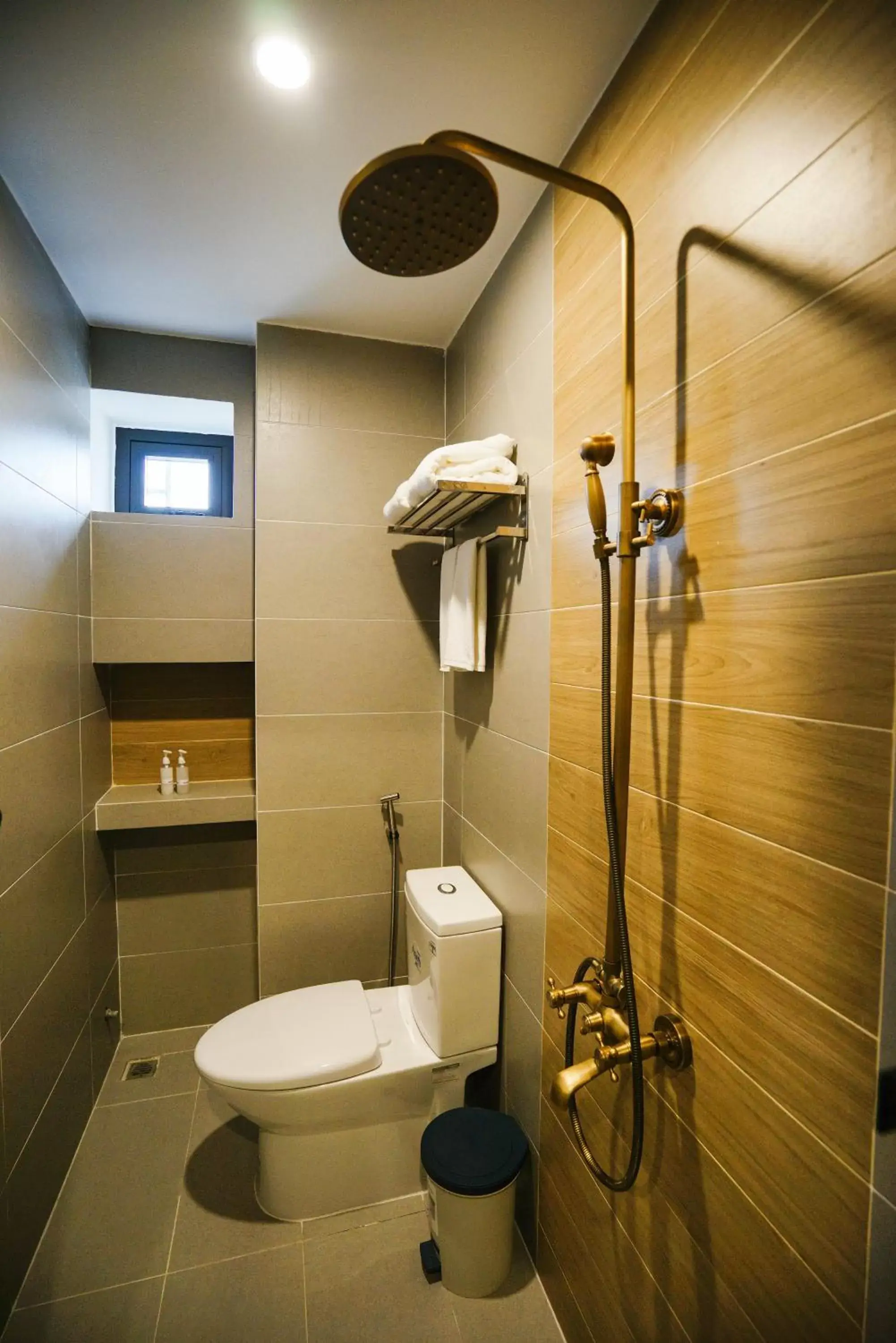 Twin Room with Balcony in Maison Khoi Homestay Twin Room with Balcony in Maison Khoi Homestay