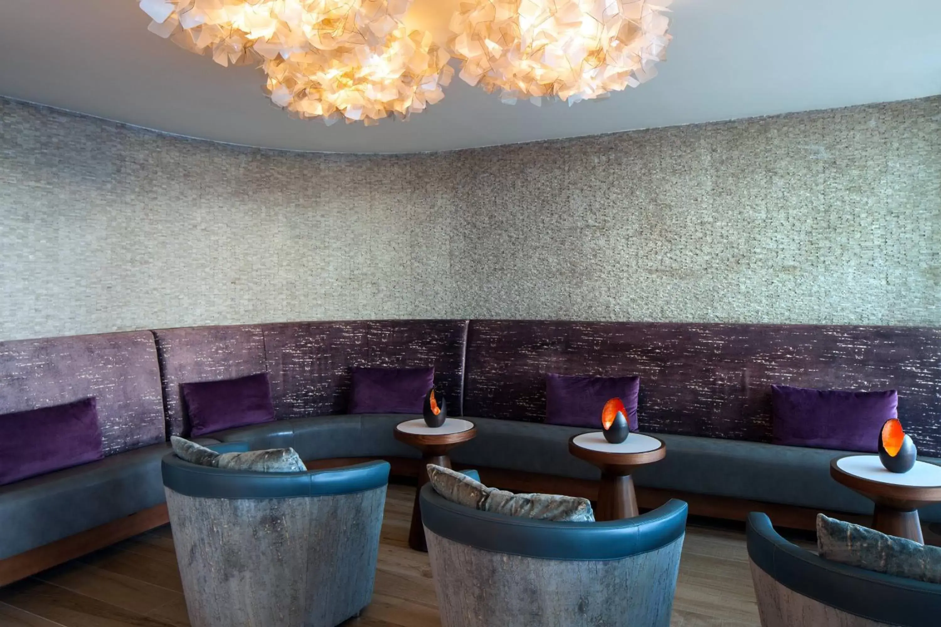 Lounge or bar, Lounge/Bar in The Westin Grand Cayman Seven Mile Beach Resort & Spa