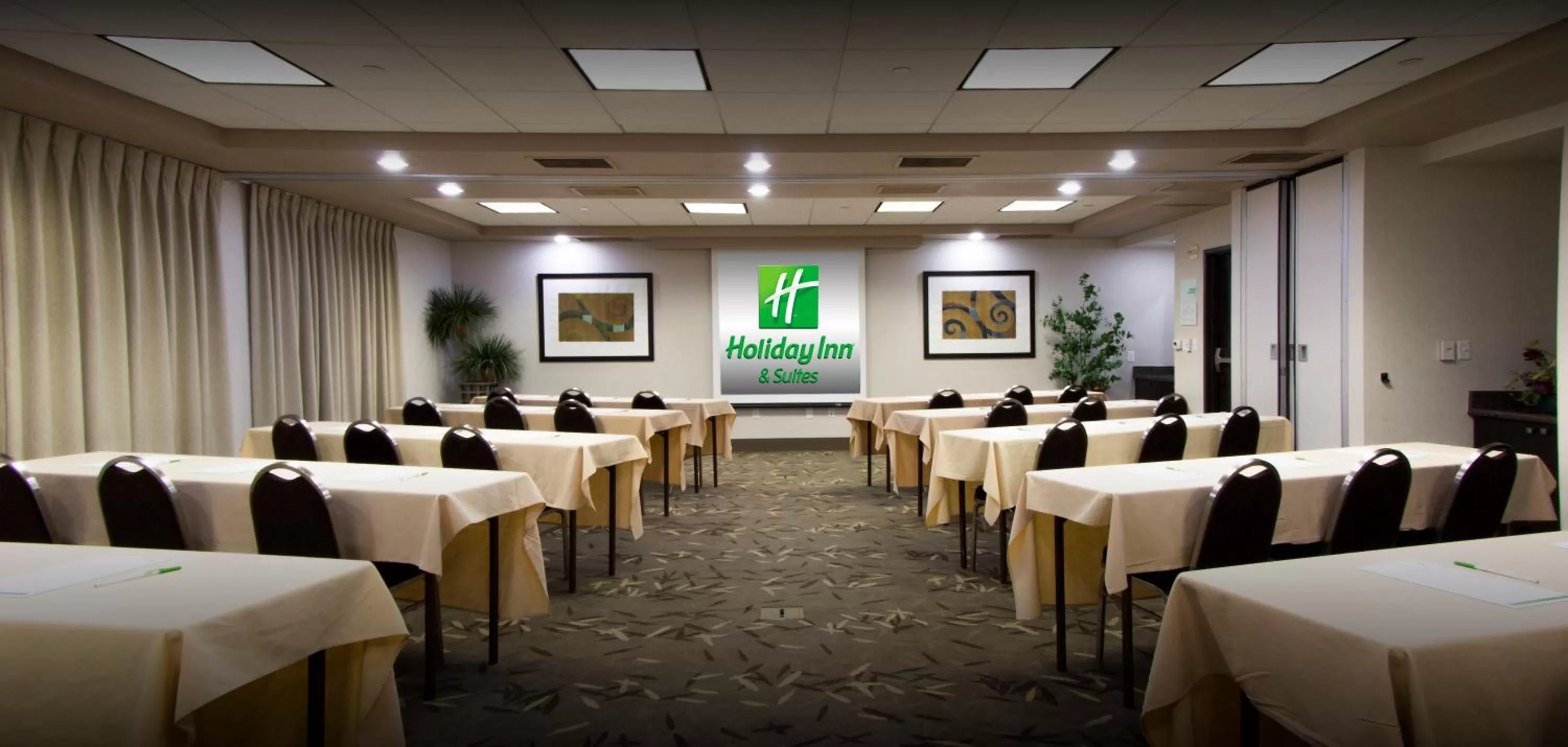Meeting/conference room in Holiday Inn Scottsdale North- Airpark by IHG