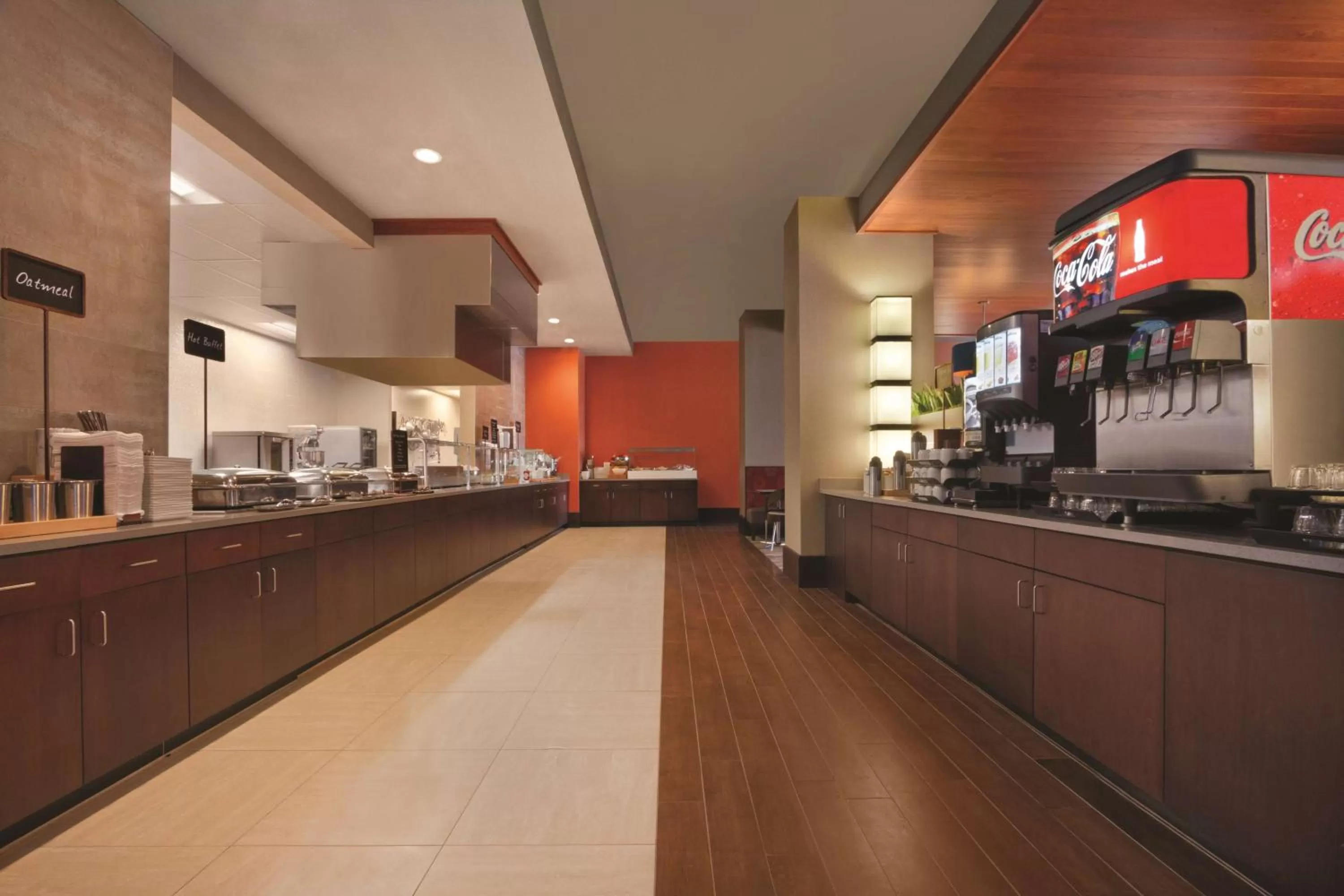 Dining area in Embassy Suites by Hilton Knoxville West