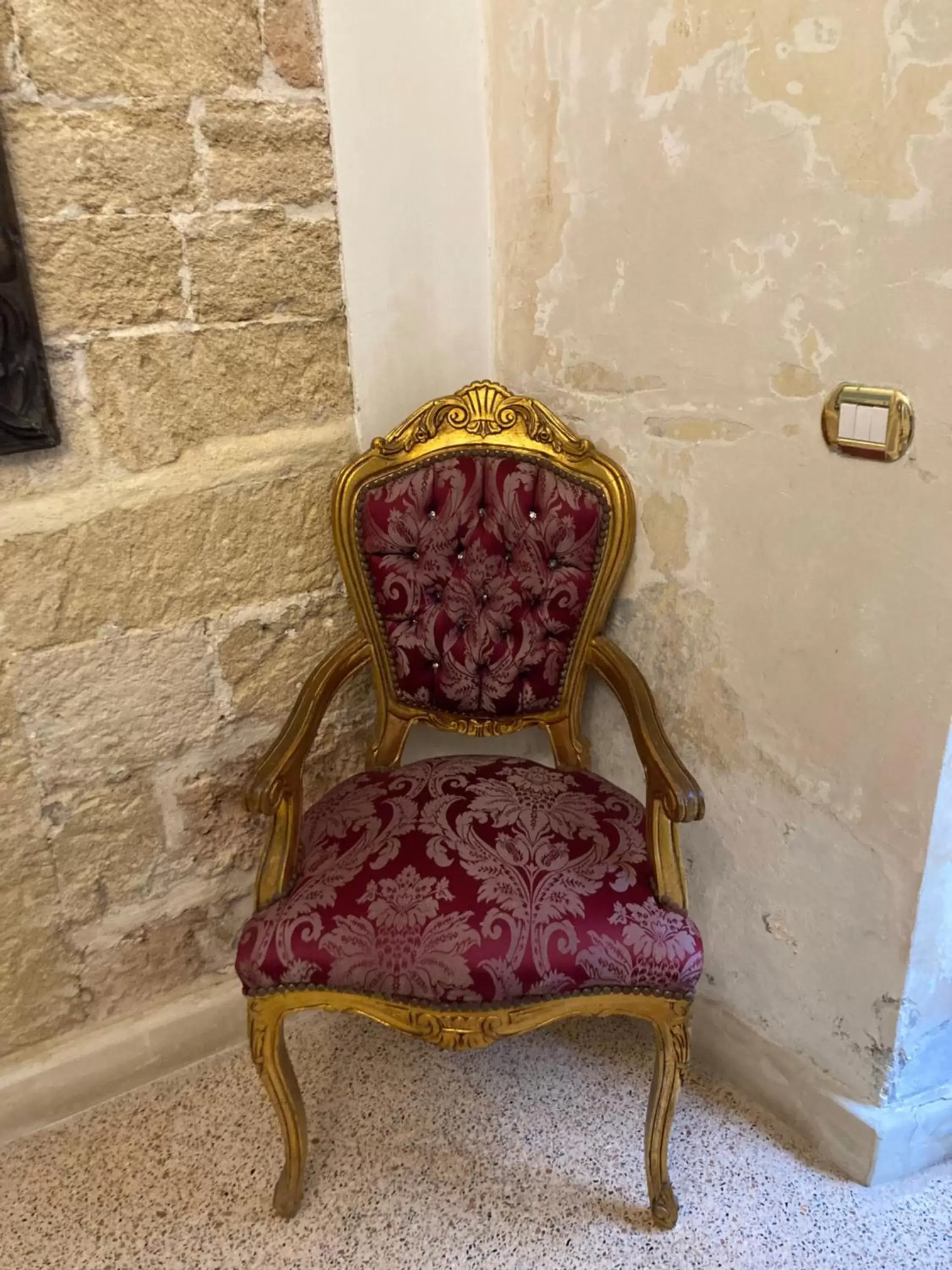 Decorative detail, Seating Area in Palazzo Gallo Resort