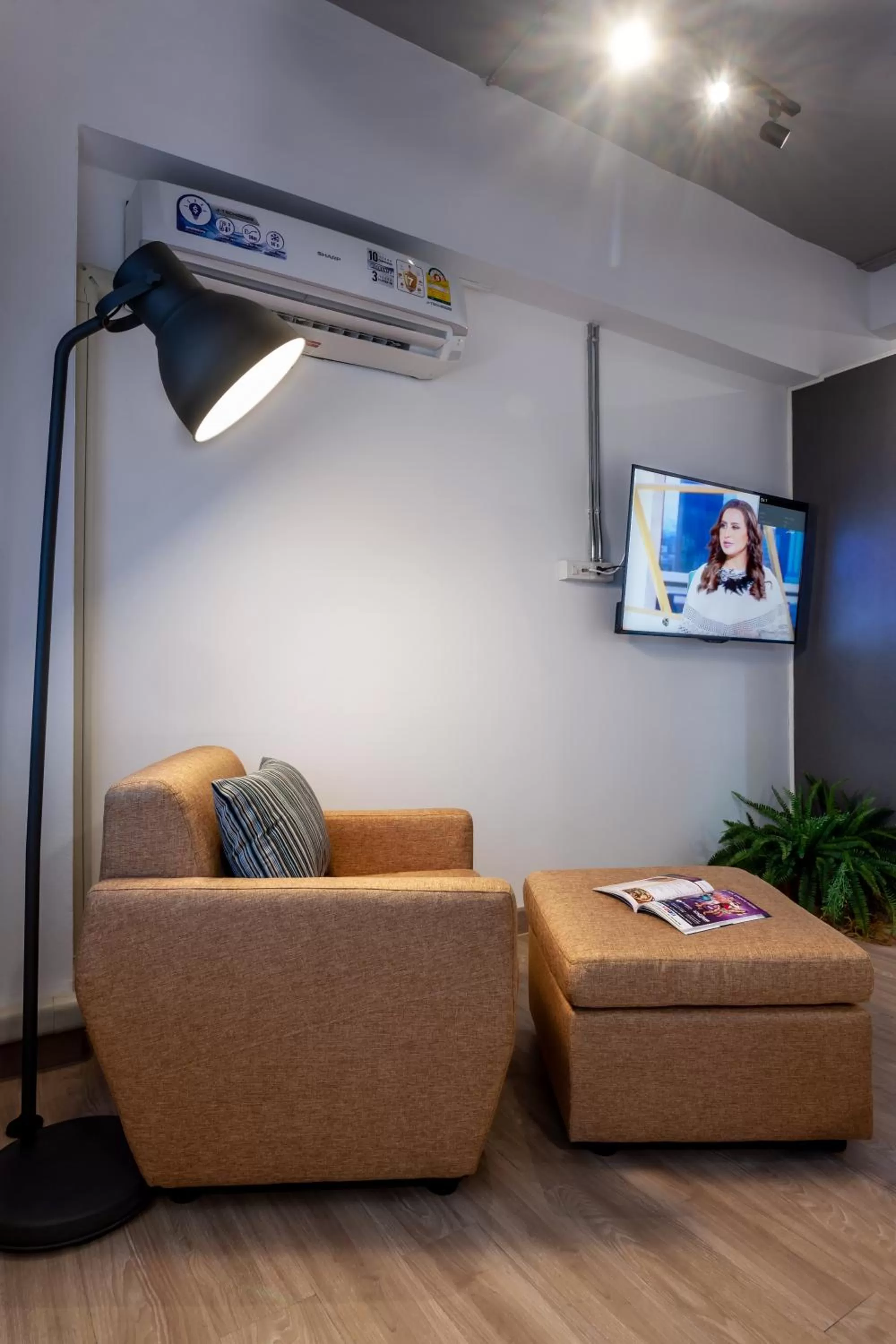 TV and multimedia in 7 Days Premium Hotel Pattaya