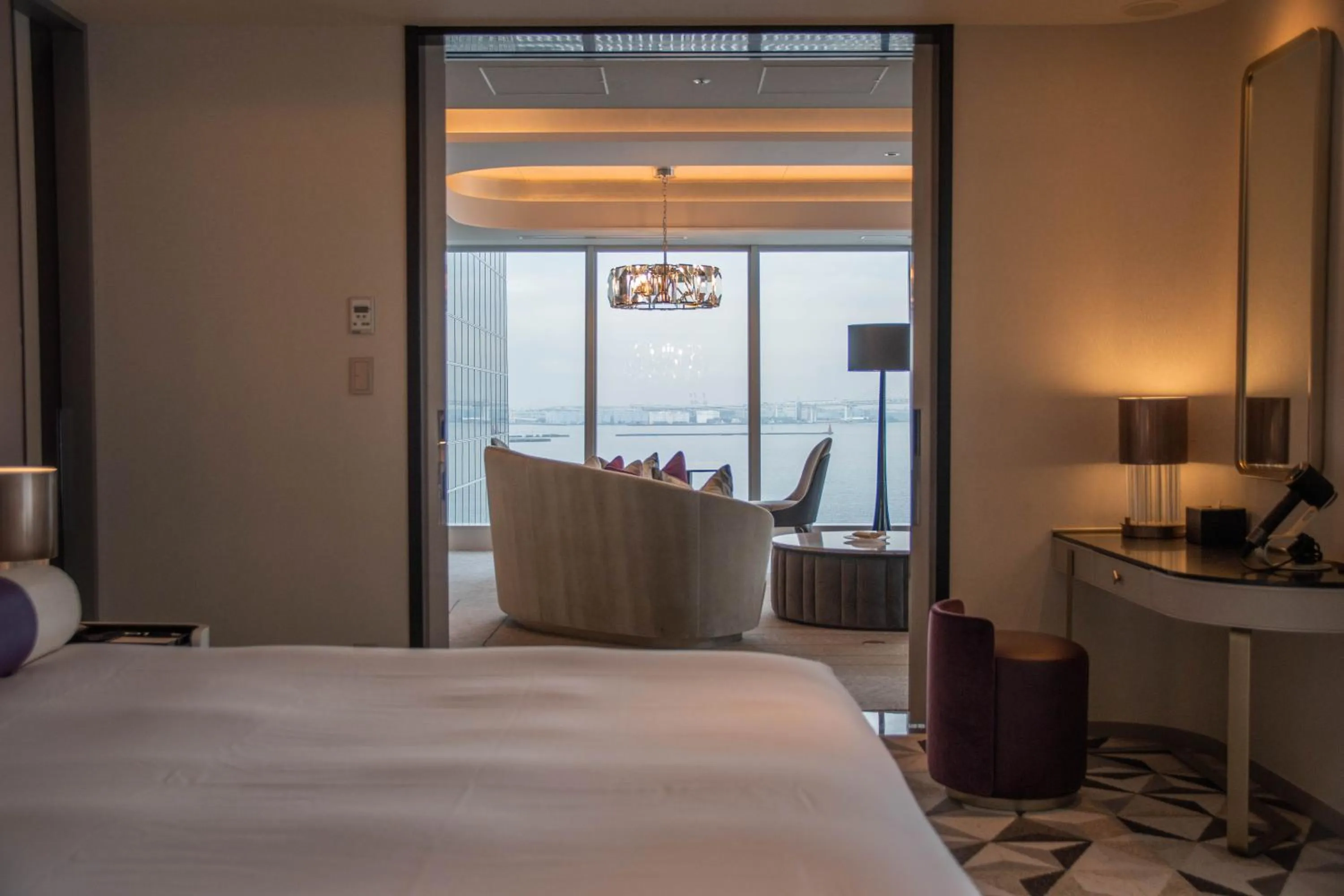 Photo of the whole room, Bed in The Kahala Hotel & Resort Yokohama