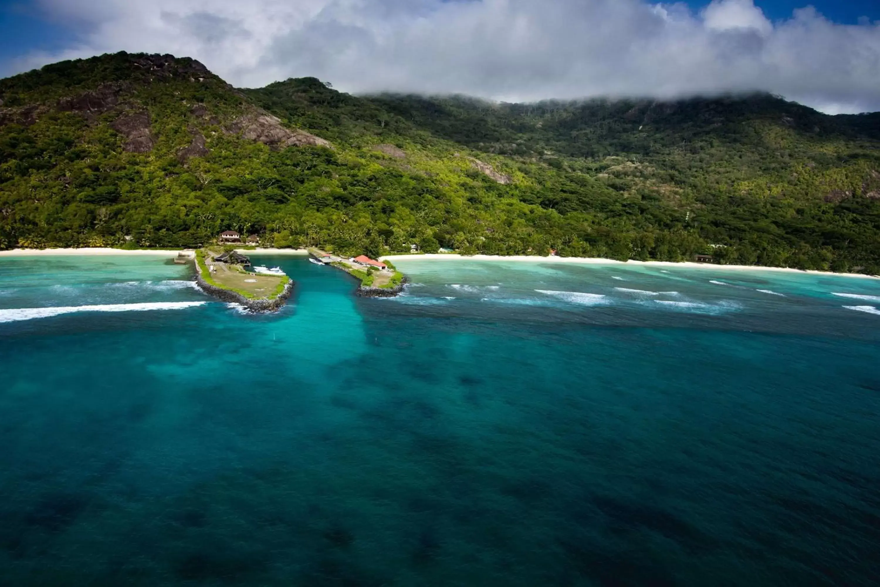 Property building in Hilton Seychelles Labriz Resort & Spa Property building in Hilton Seychelles Labriz Resort & Spa