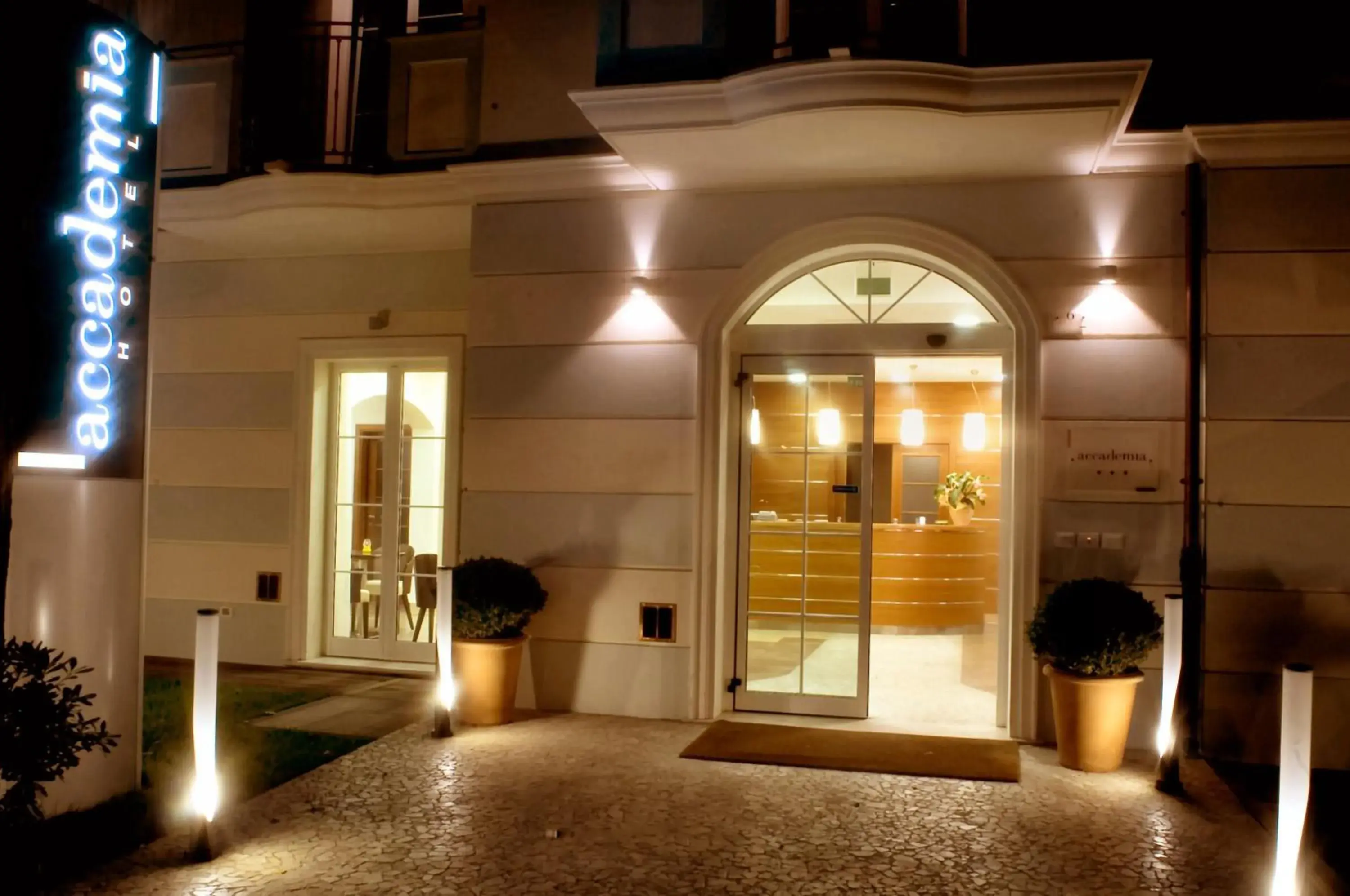 Facade/entrance in Accademia Hotel