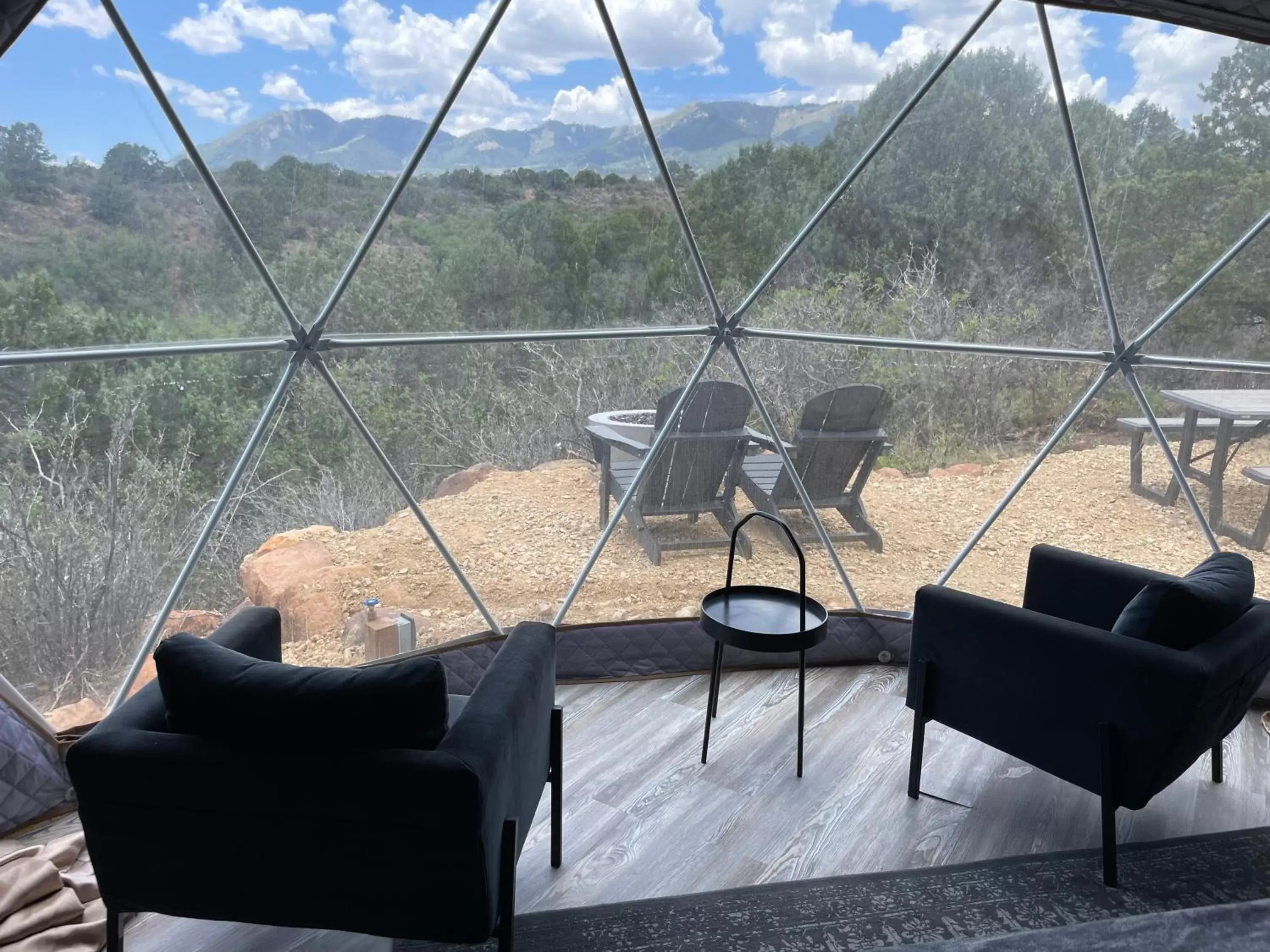 Natural landscape in Canyon Rim Domes - A Luxury Glamping Experience!!