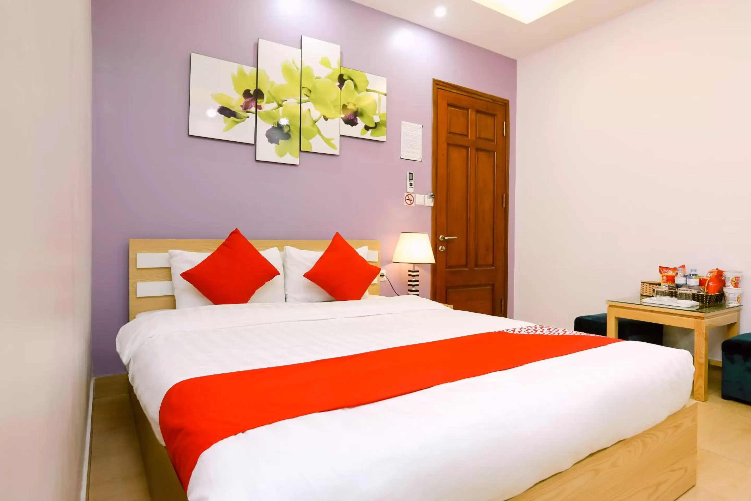 Photo of the whole room, Bed in Tuan Anh Hotel Photo of the whole room, Bed in Tuan Anh Hotel