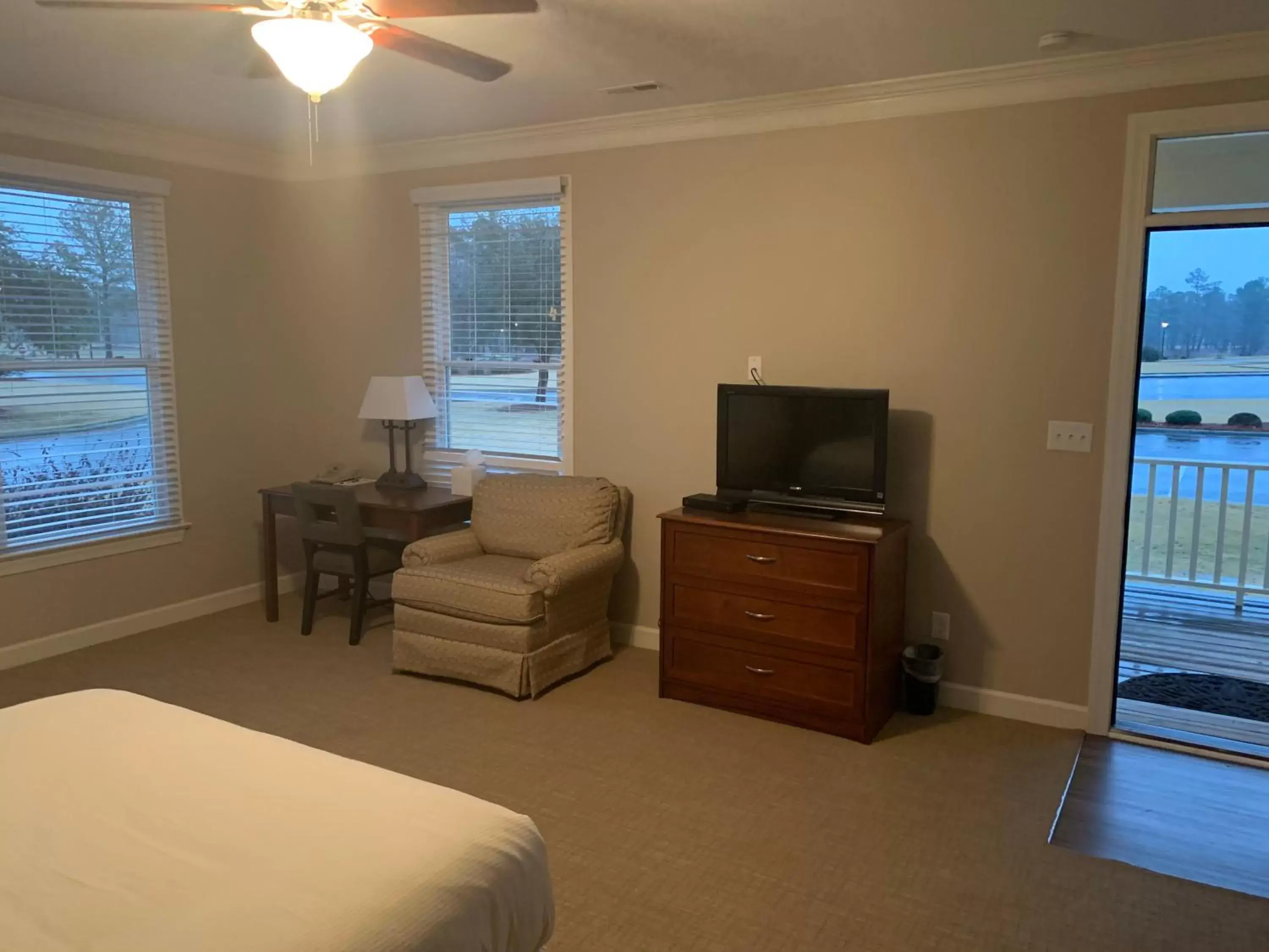 TV/Entertainment Center in Cottages and Suites at River Landing