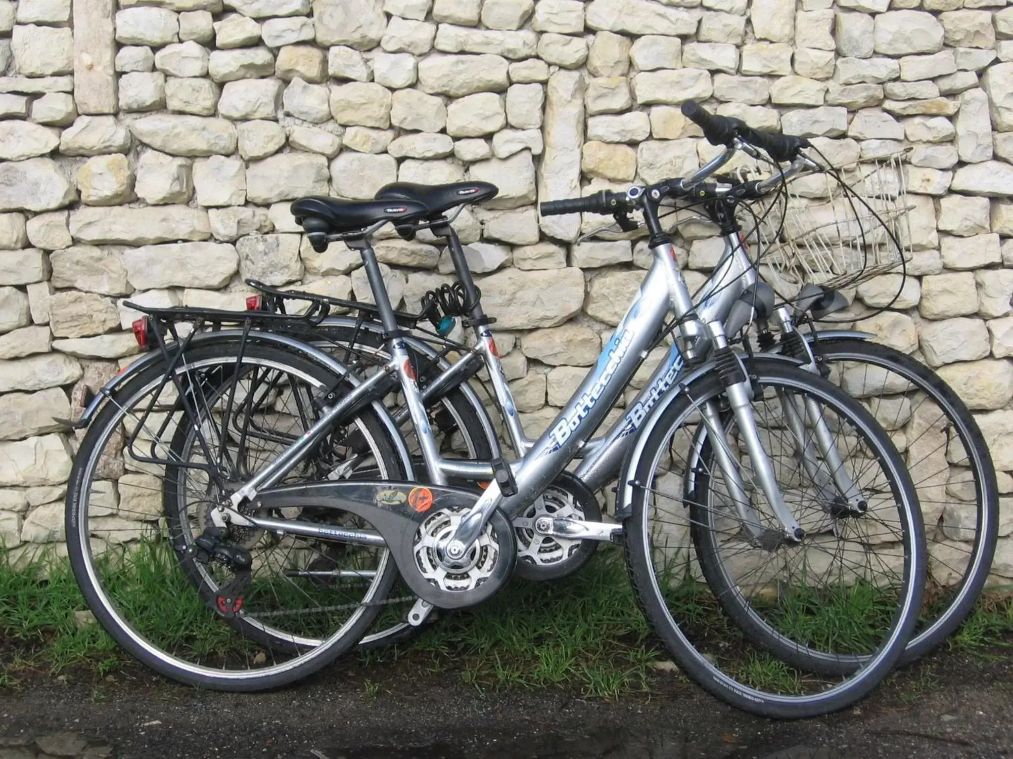 Cycling, Biking in Les Chênes Bleus