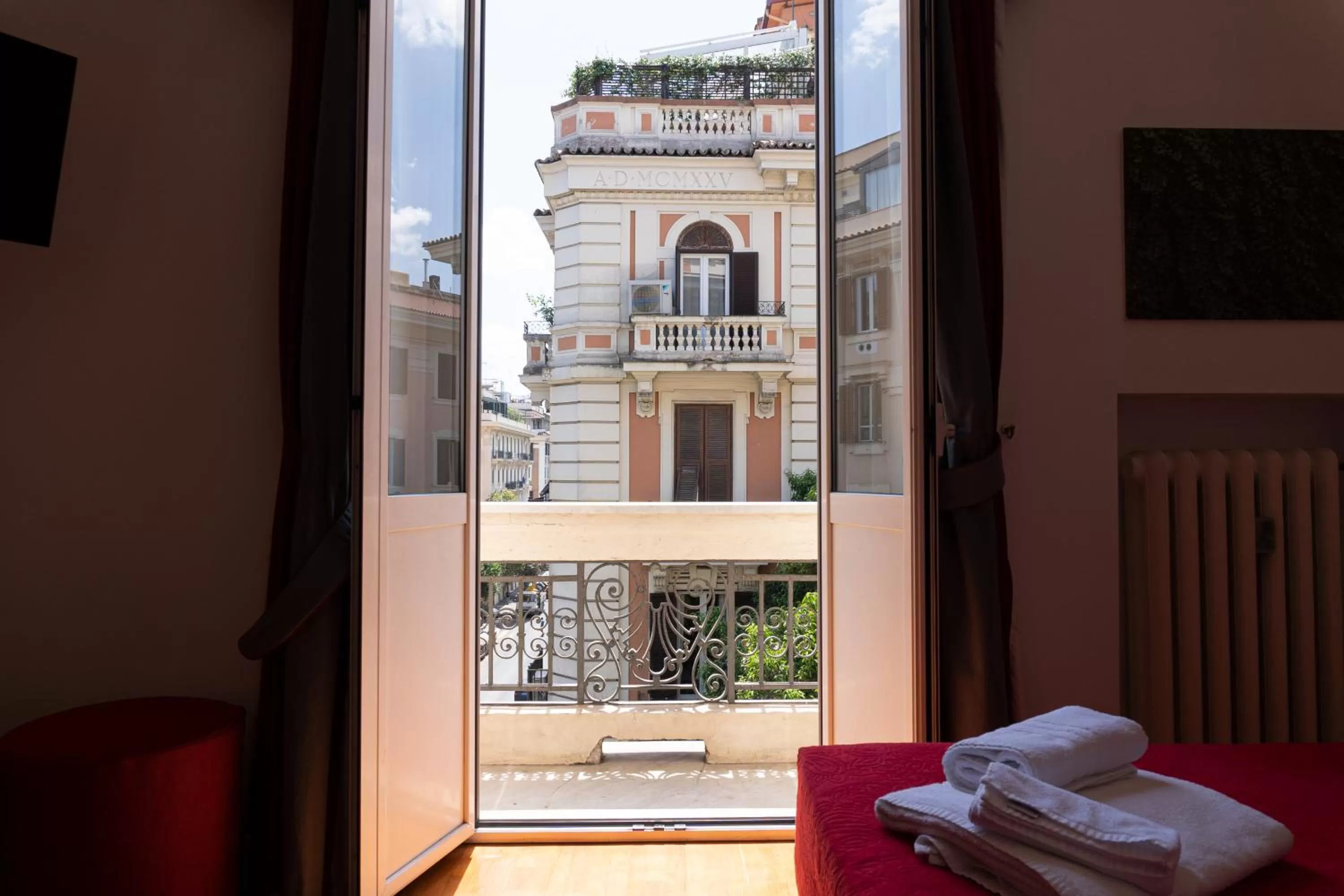 Balcony/Terrace, Bed in Residenza Romana