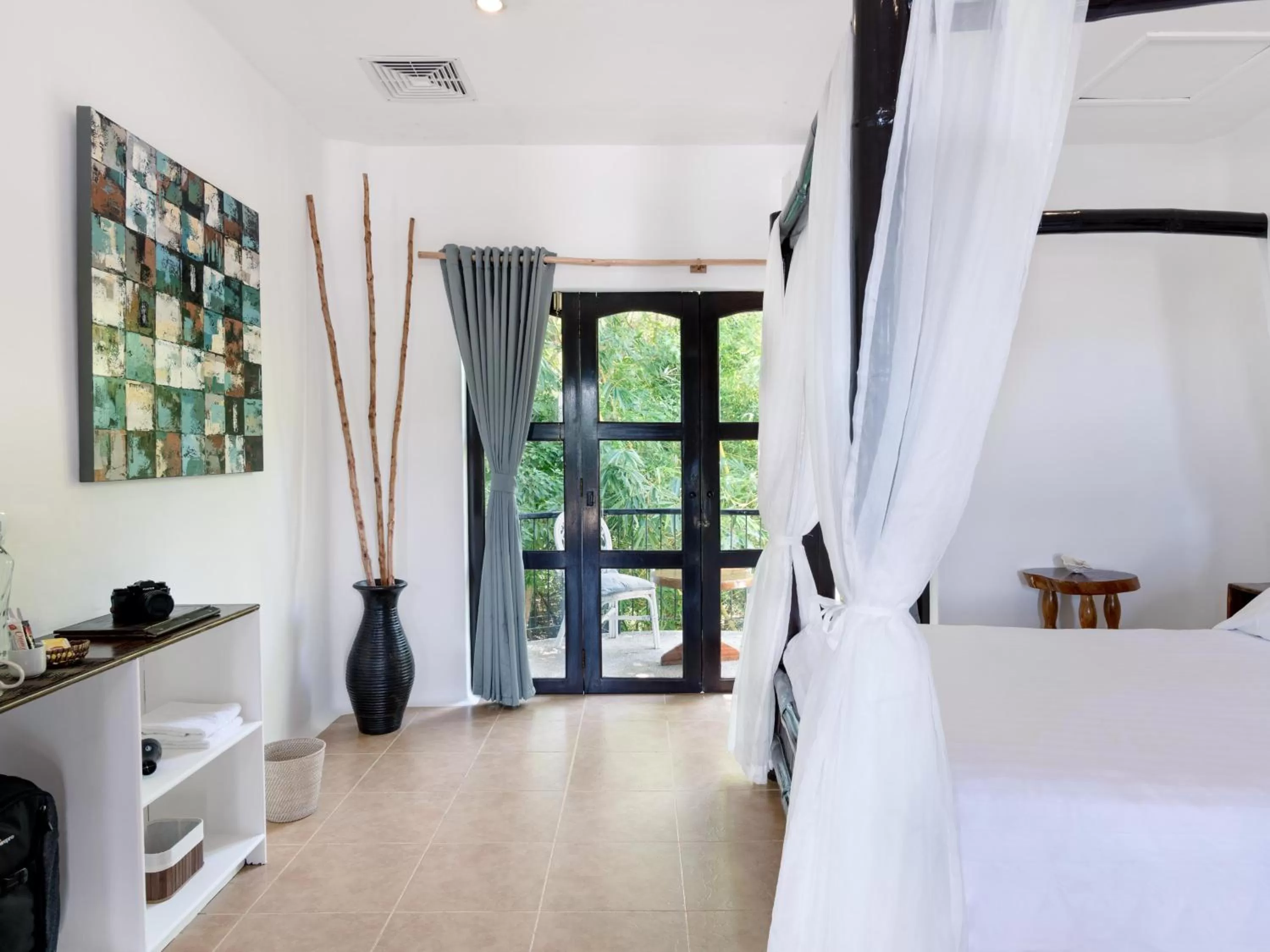 Bedroom, Bed in Granada Beach Resort - Adults Only