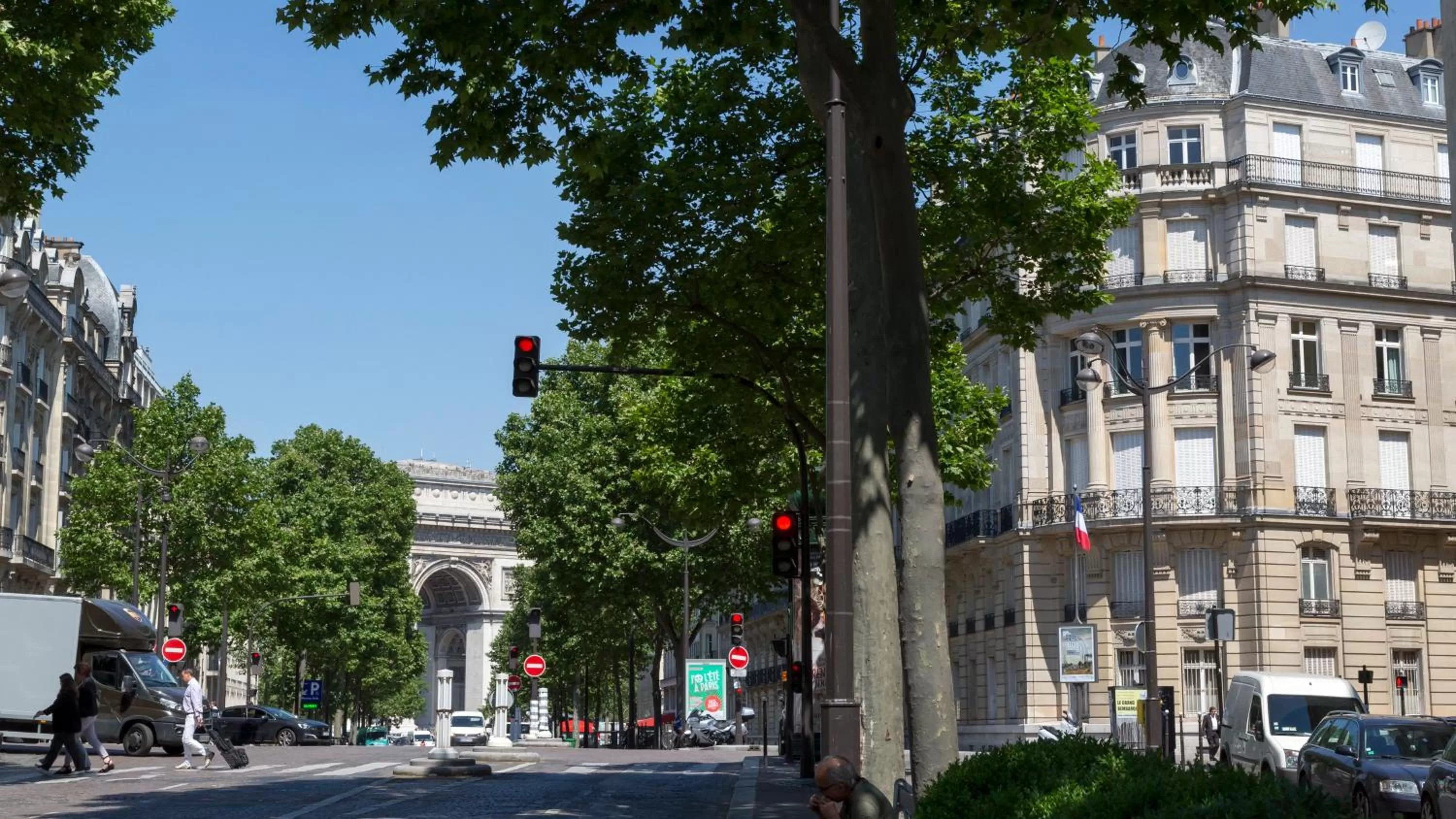 Property building in InterContinental Paris Champs Elysées Etoile by IHG