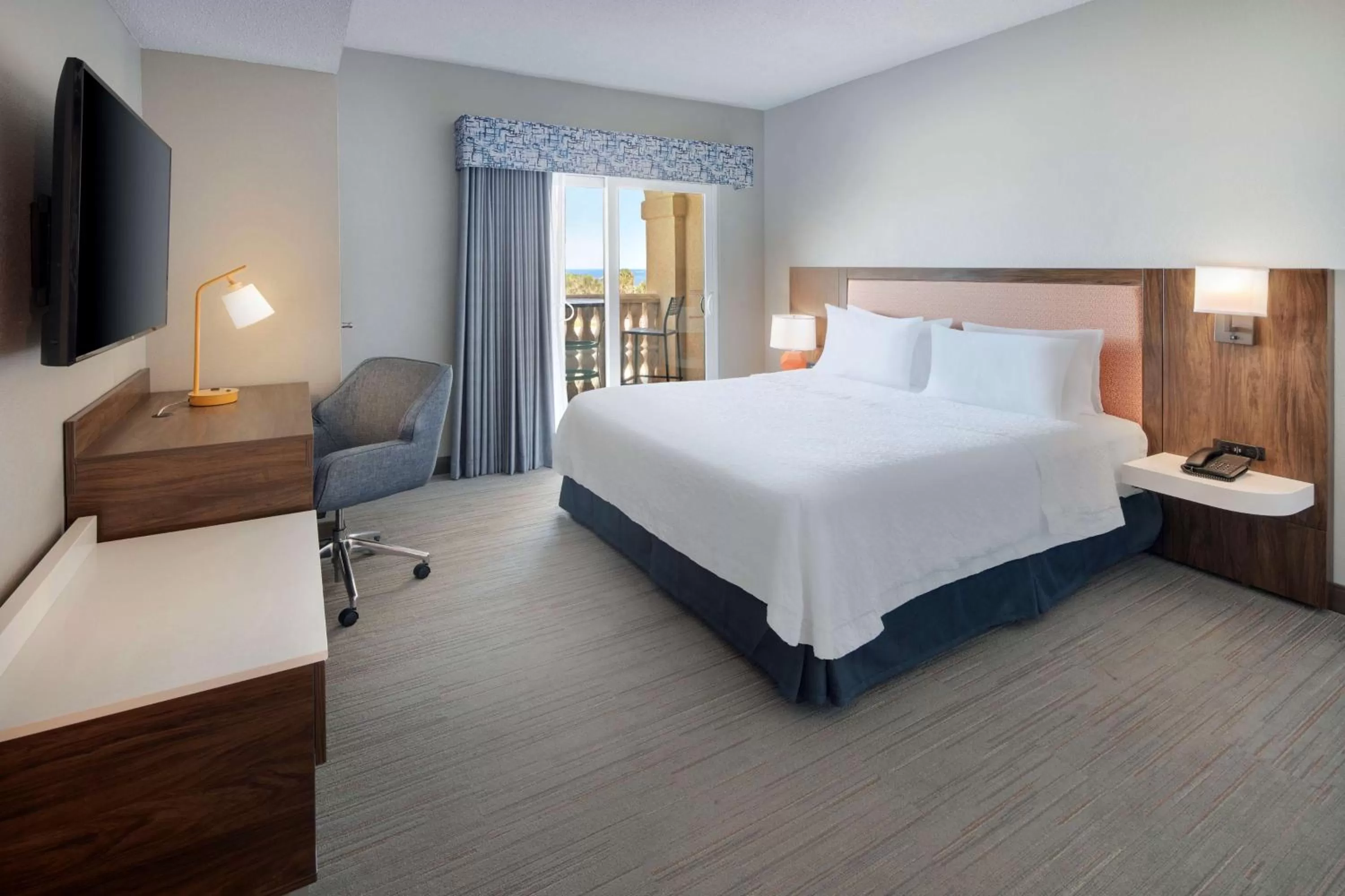 King Room - Hearing Disability Access in Hampton Inn & Suites St. Augustine-Vilano Beach