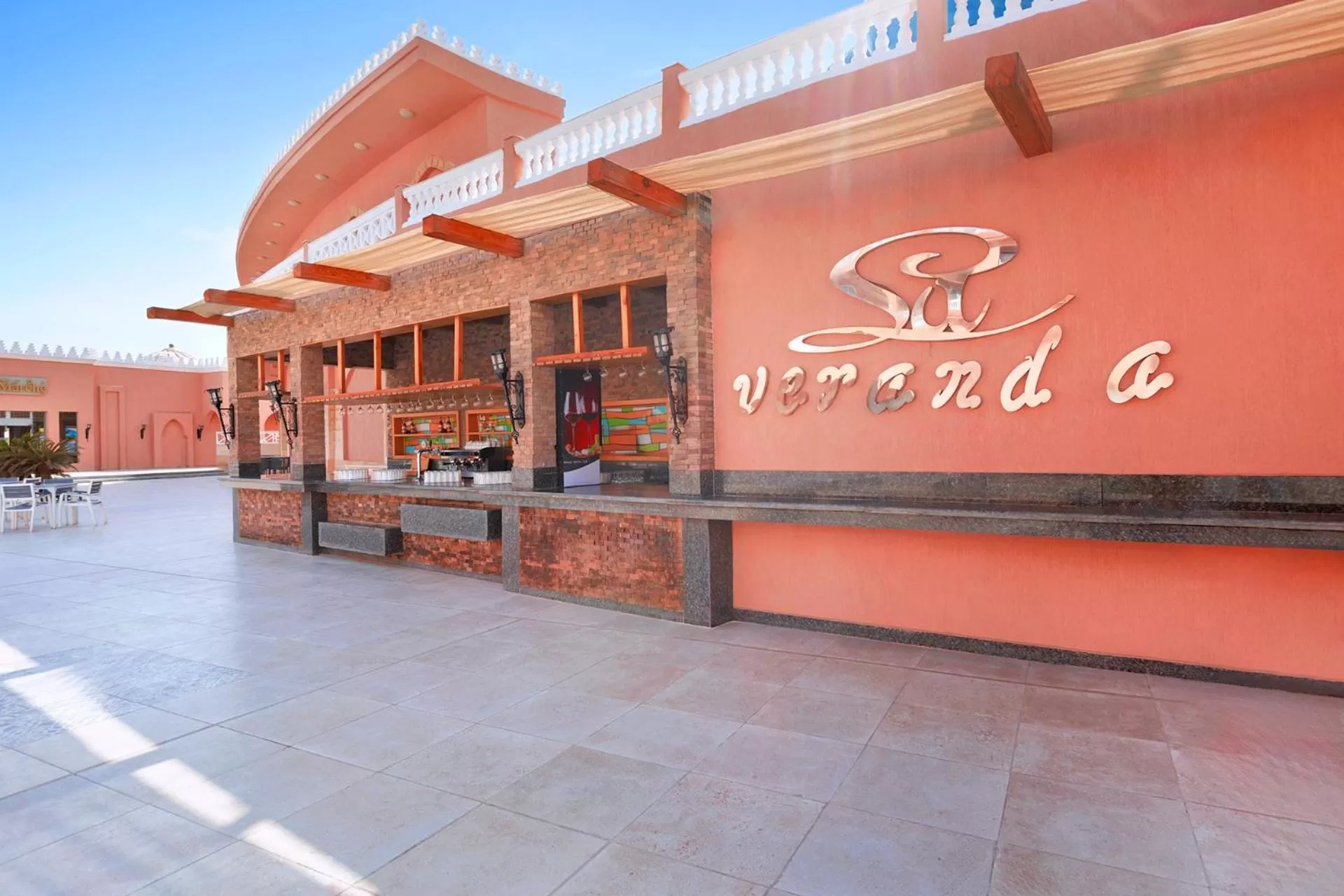 Lounge or bar in Pickalbatros Alf Leila Wa Leila Resort - Neverland Hurghada