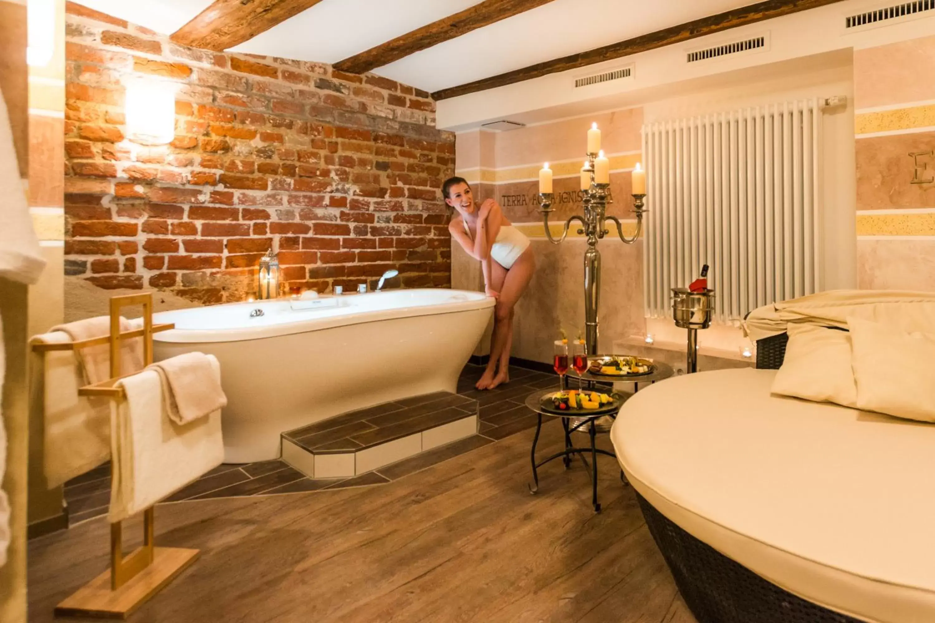 Spa and wellness centre/facilities, Bathroom in Romantik Hotel Scheelehof Stralsund