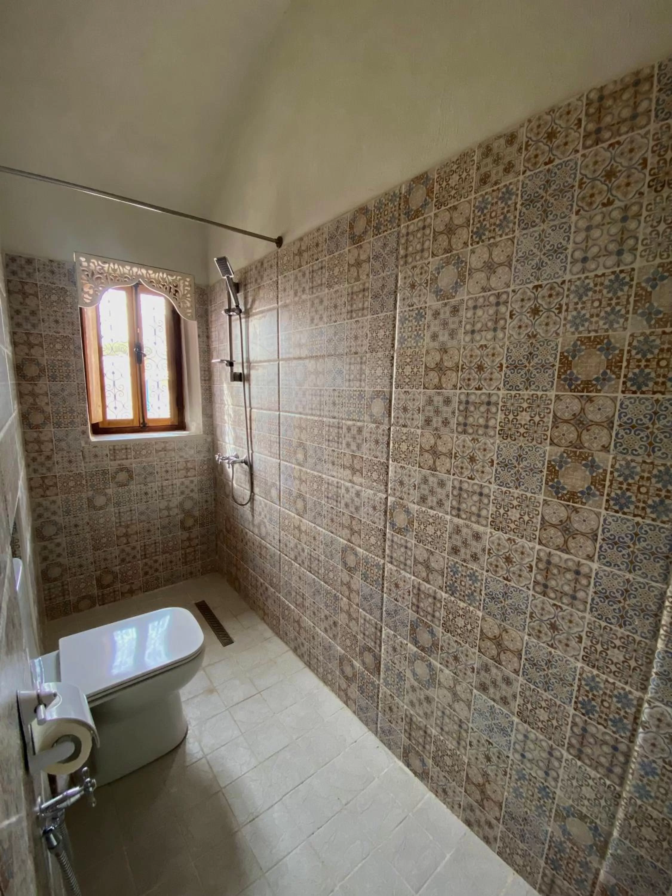 Bathroom in Djerba Authentique