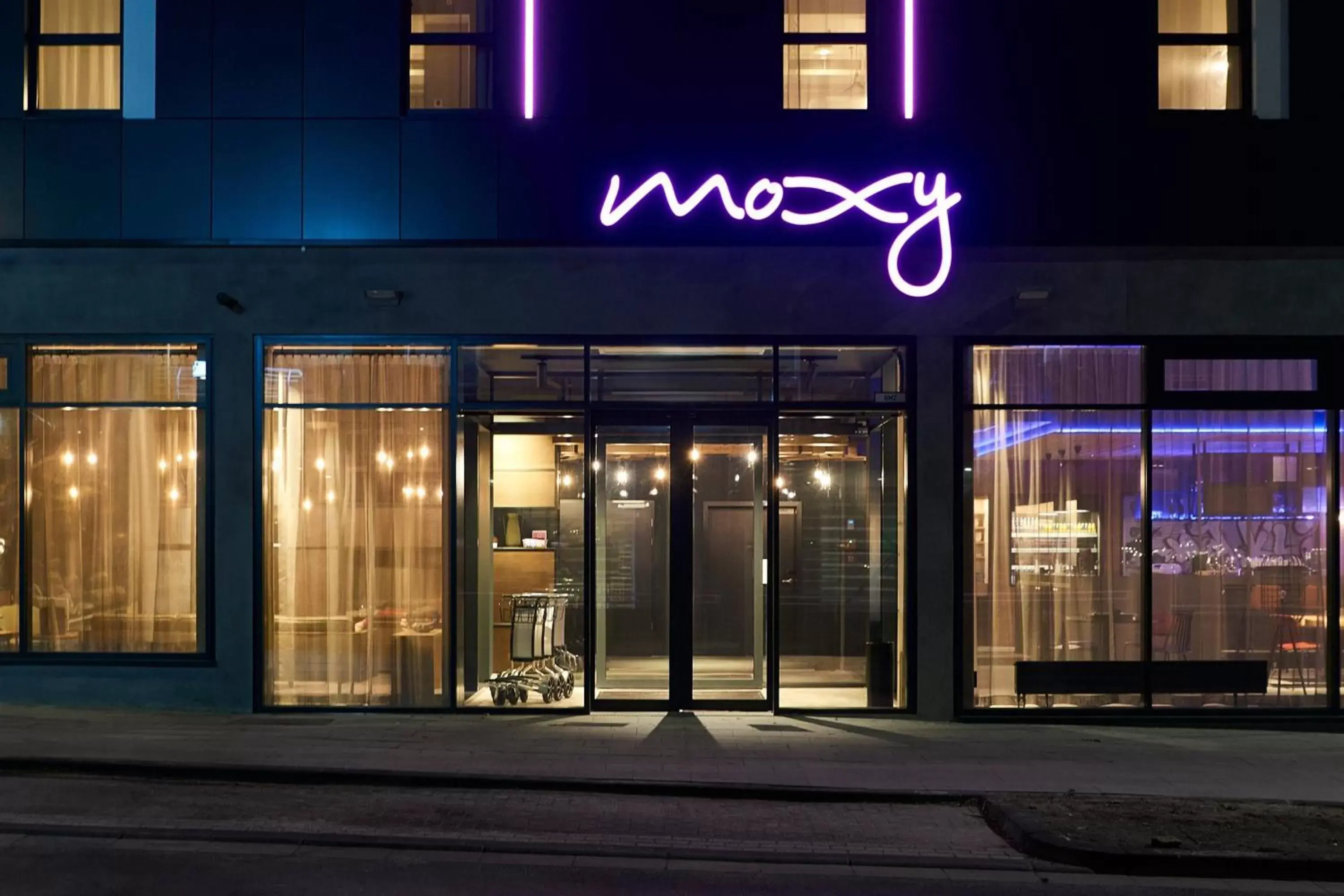 Property building in Moxy Essen City