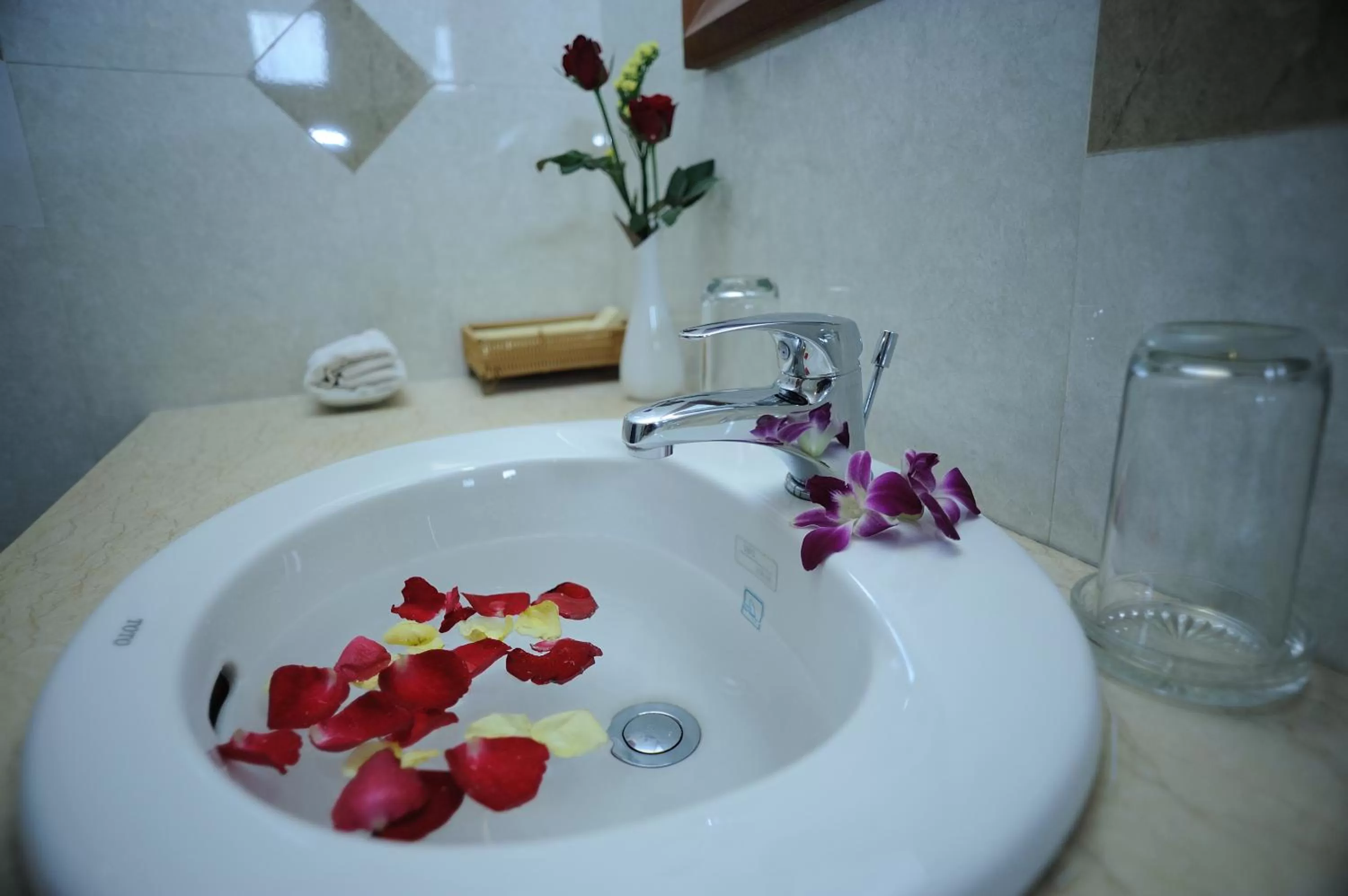 Photo of the whole room in Hoang Yen Hotel