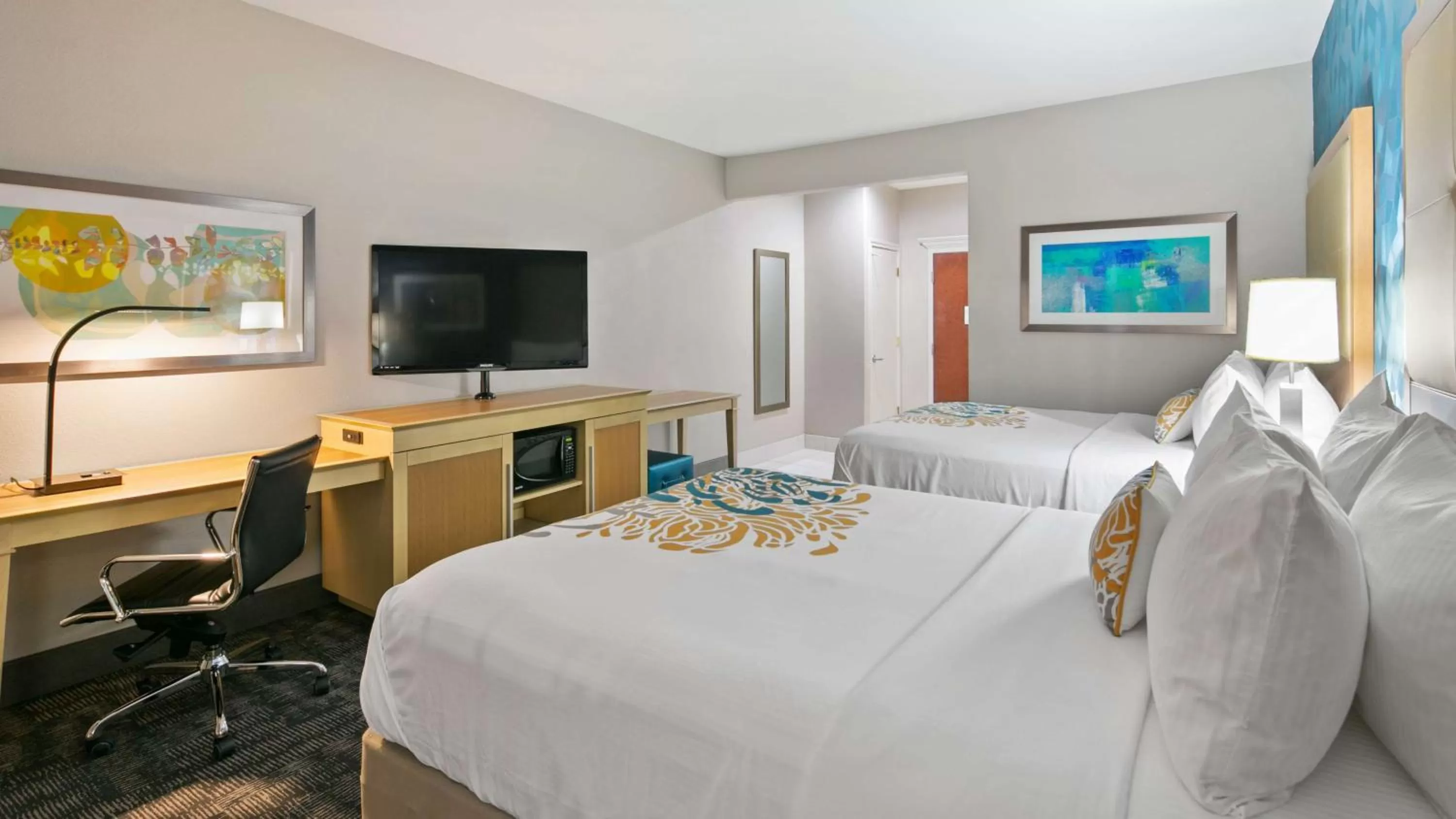 Photo of the whole room, Bed in Best Western Plus Houston Atascocita Inn & Suites