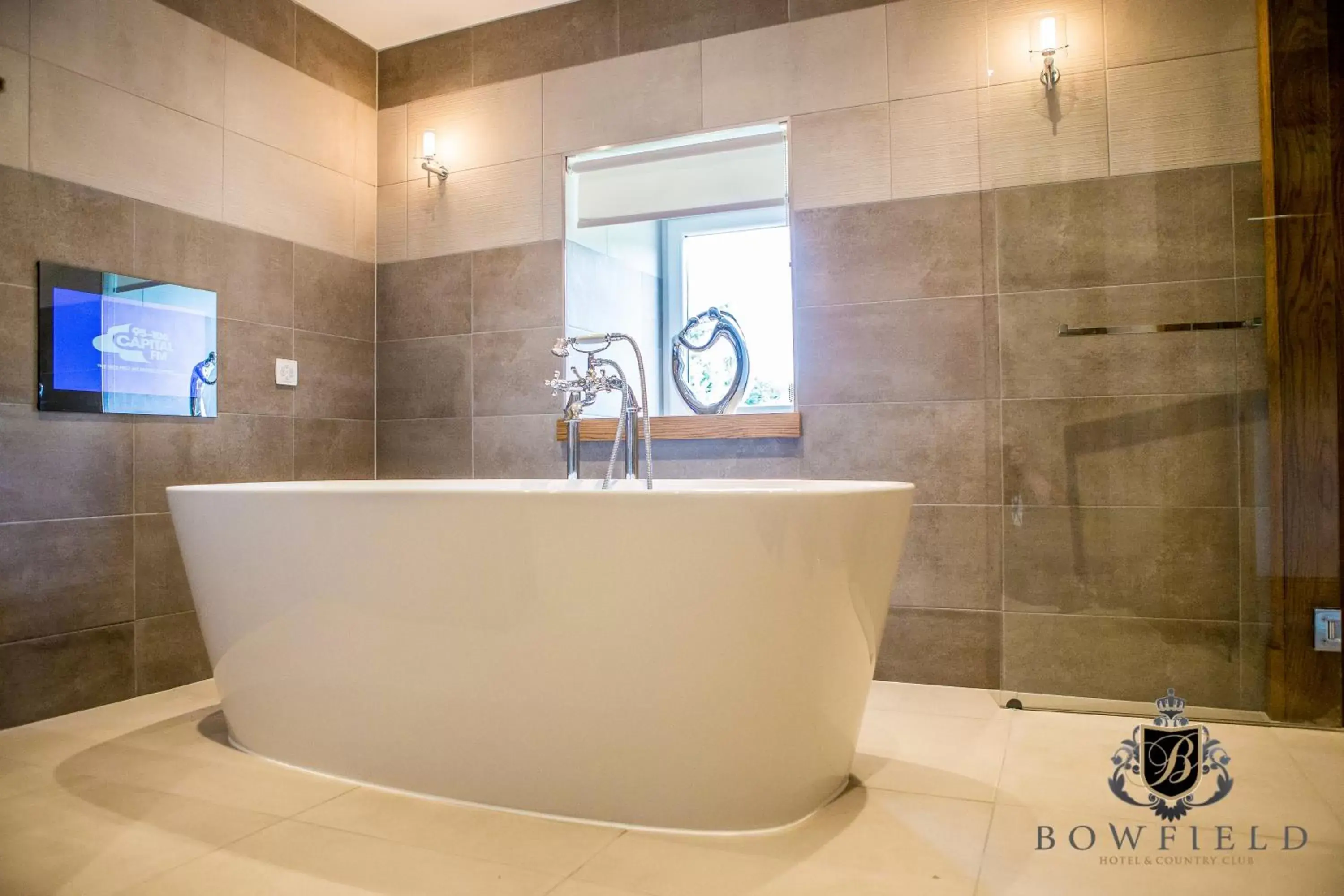 Bathroom in Bowfield Hotel and Spa