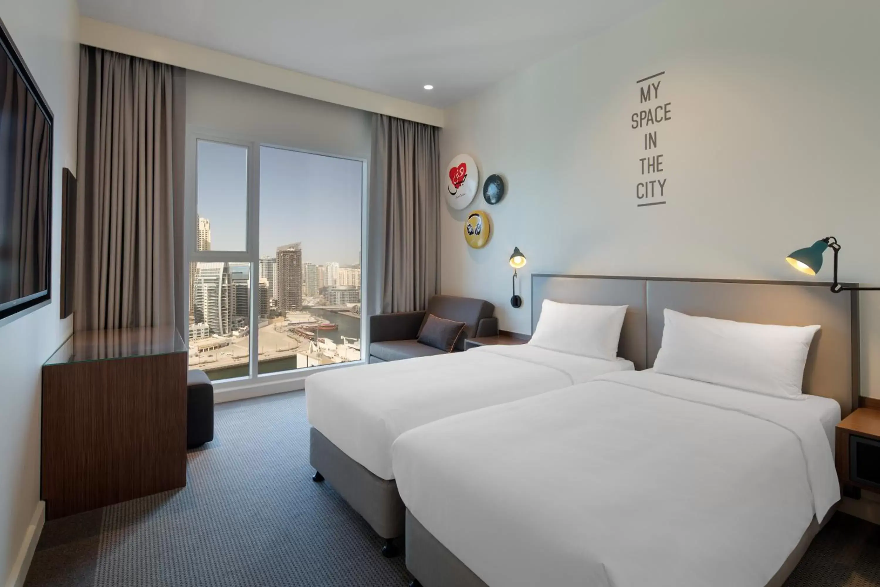 Bedroom, Bed in Rove Dubai Marina
