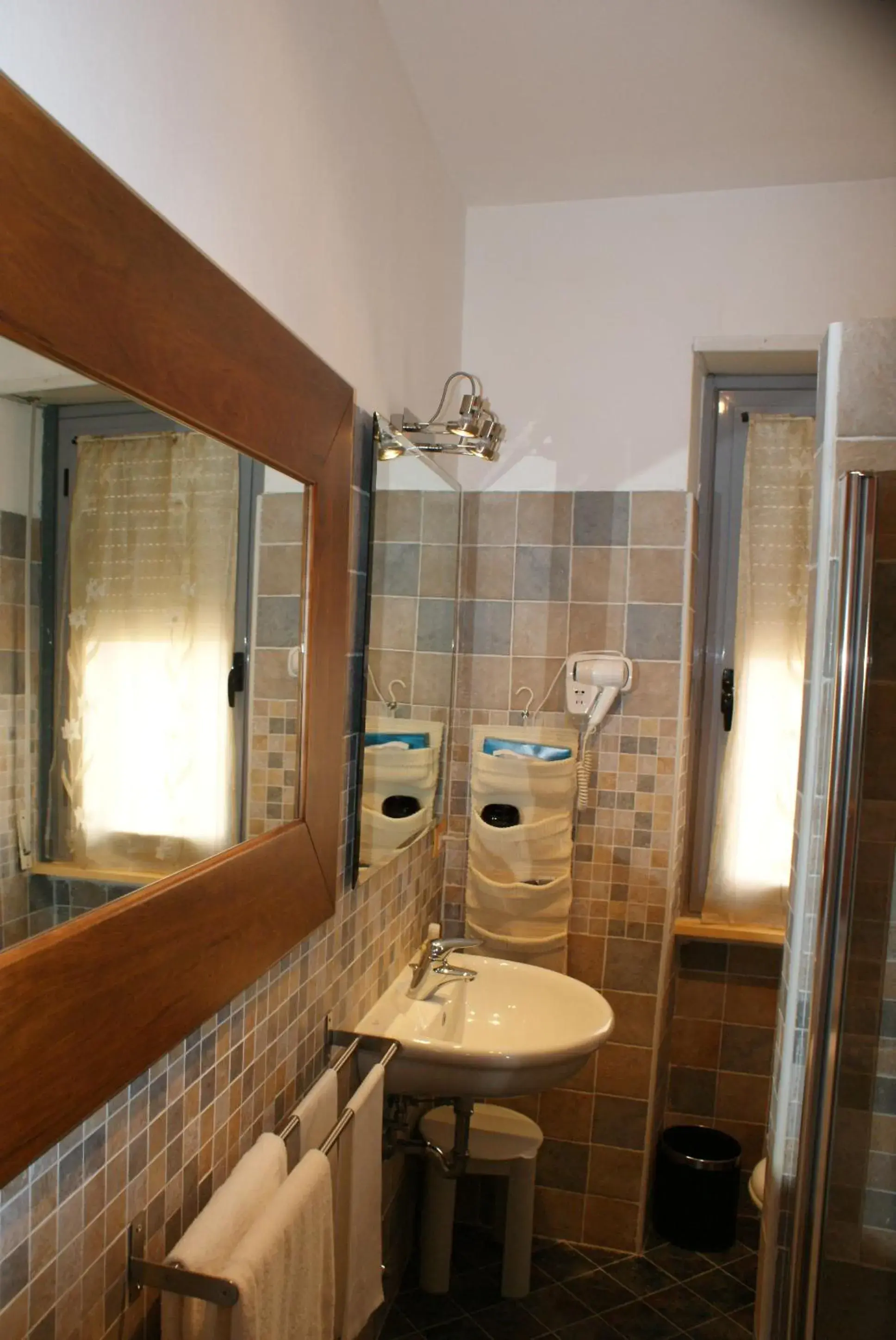 Bathroom in Hotel Accursio
