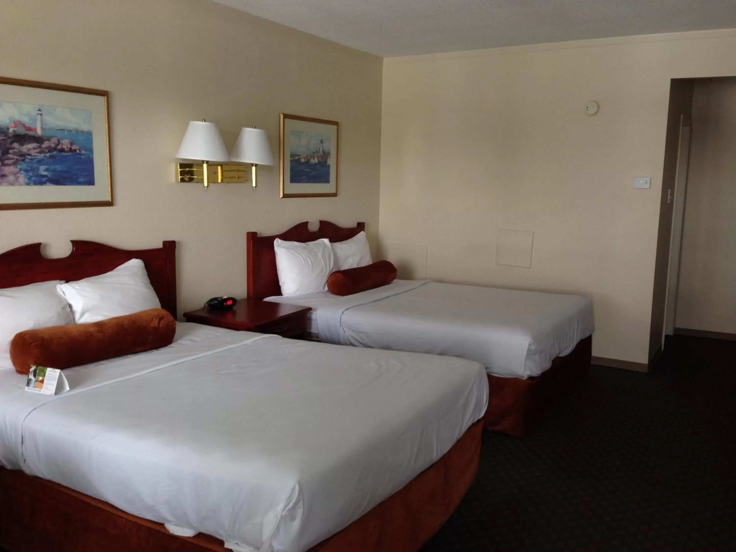 Bed in Knights Inn Lethbridge Bed in Knights Inn Lethbridge