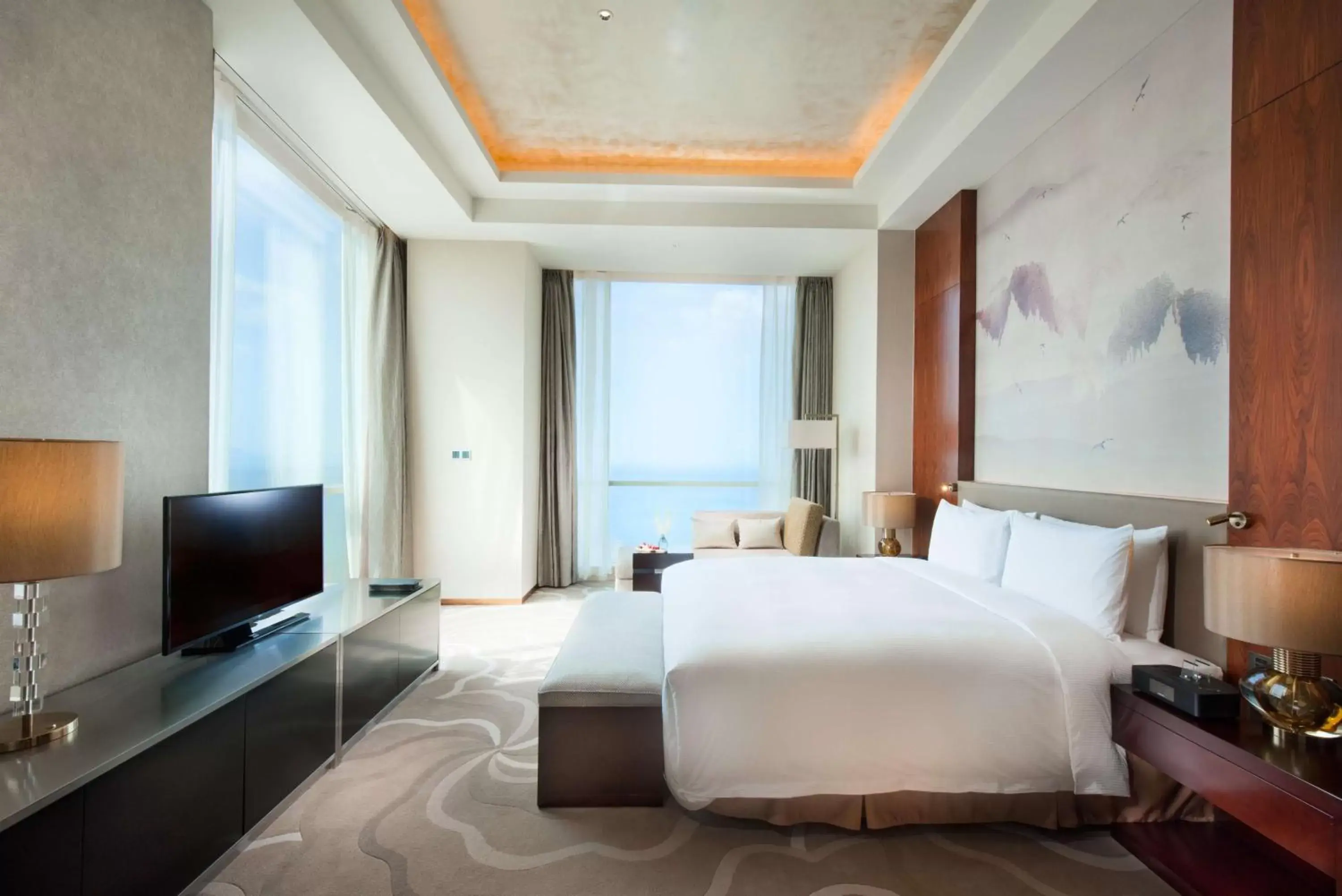 Photo of the whole room, Bed in Hilton Yantai Golden Coast Photo of the whole room, Bed in Hilton Yantai Golden Coast