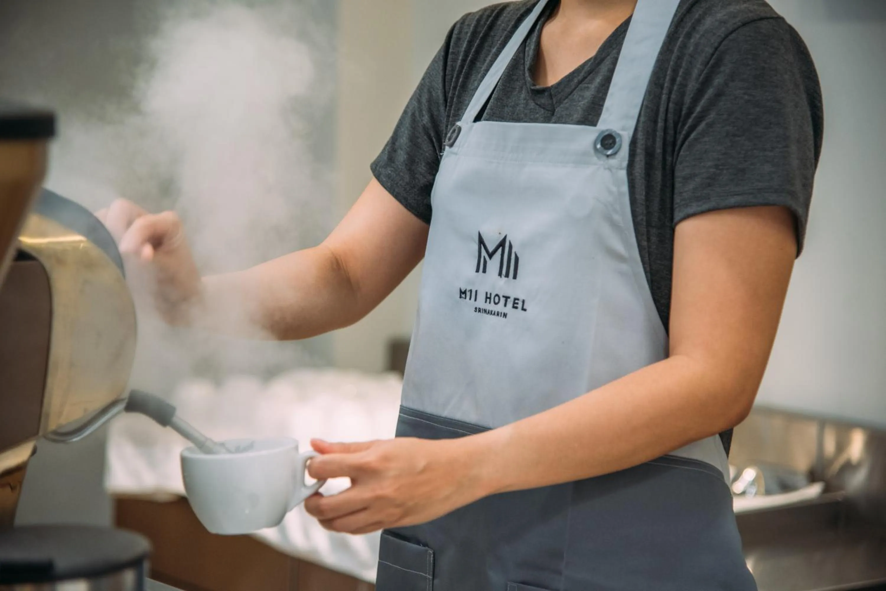 Coffee/tea facilities in Mii Hotel Srinakarin