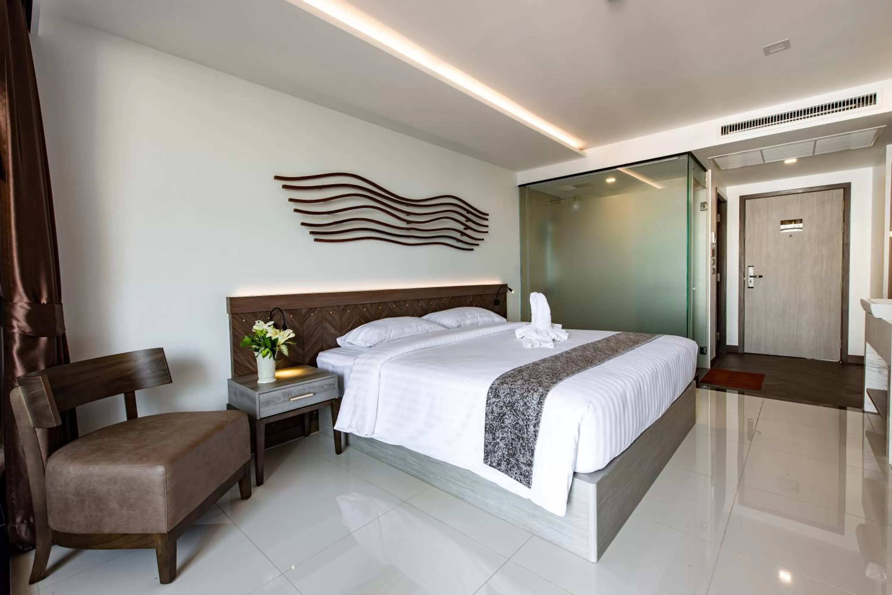 Bed in Blackwoods Hotel Pattaya - SHA Extra Plus