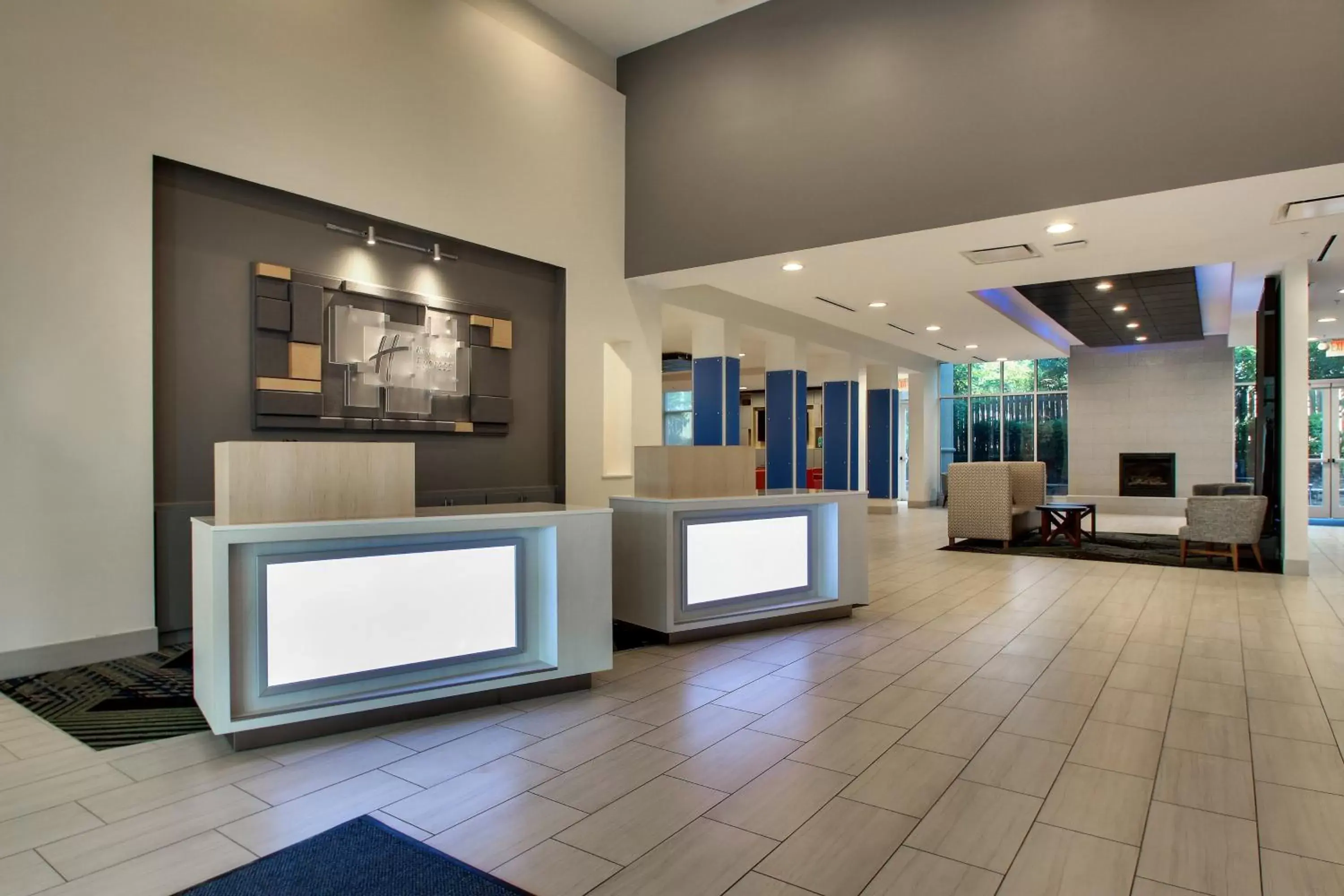 Property building, Lobby/Reception in Holiday Inn Express Georgetown, an IHG Hotel