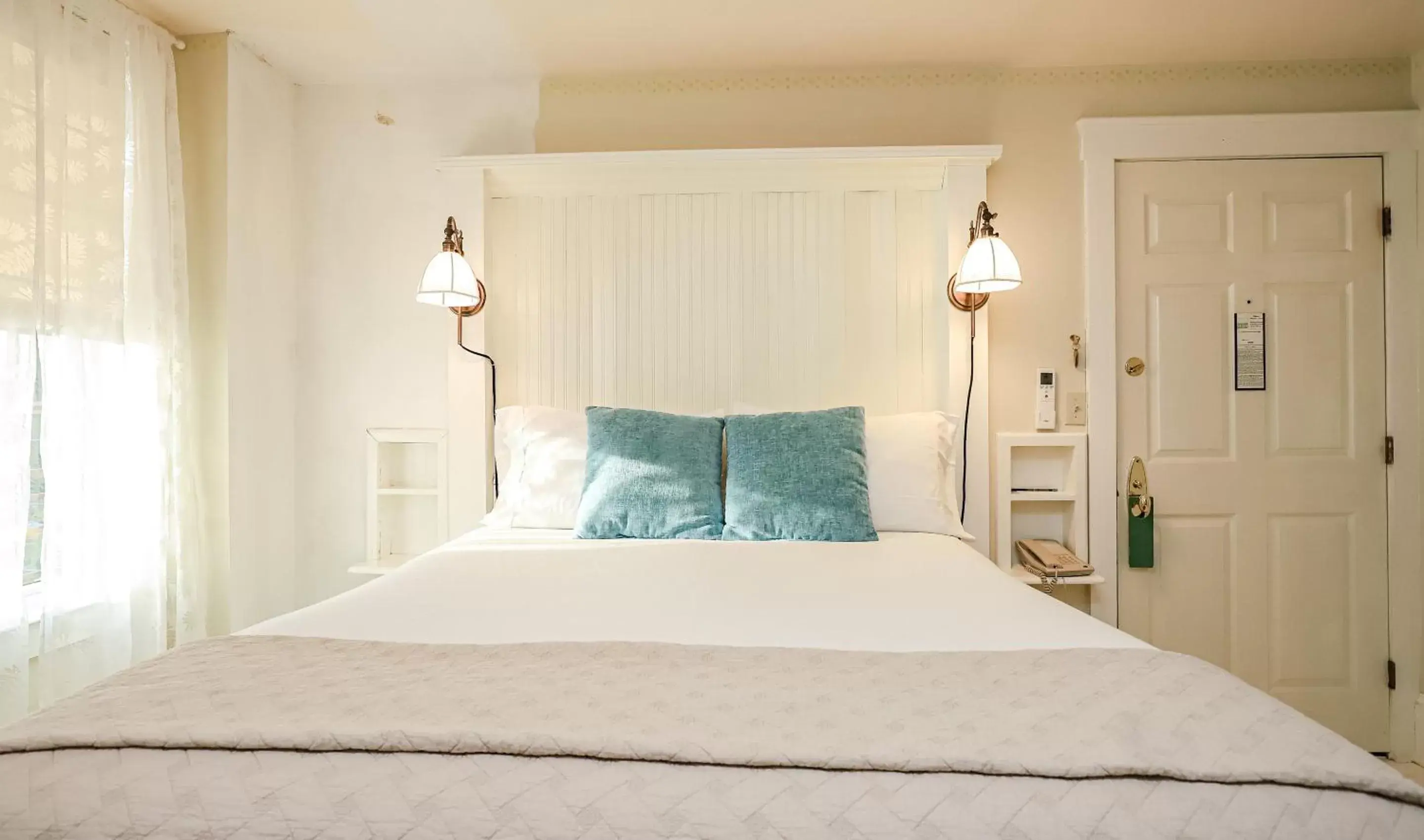 Standard Double Room in The Charlotte Hotel & Restaurant Standard Double Room in The Charlotte Hotel & Restaurant