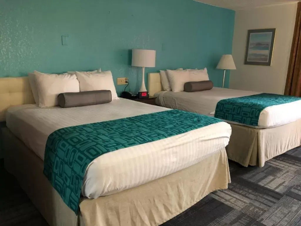 Bed in Howard Johnson by Wyndham Winter Haven FL