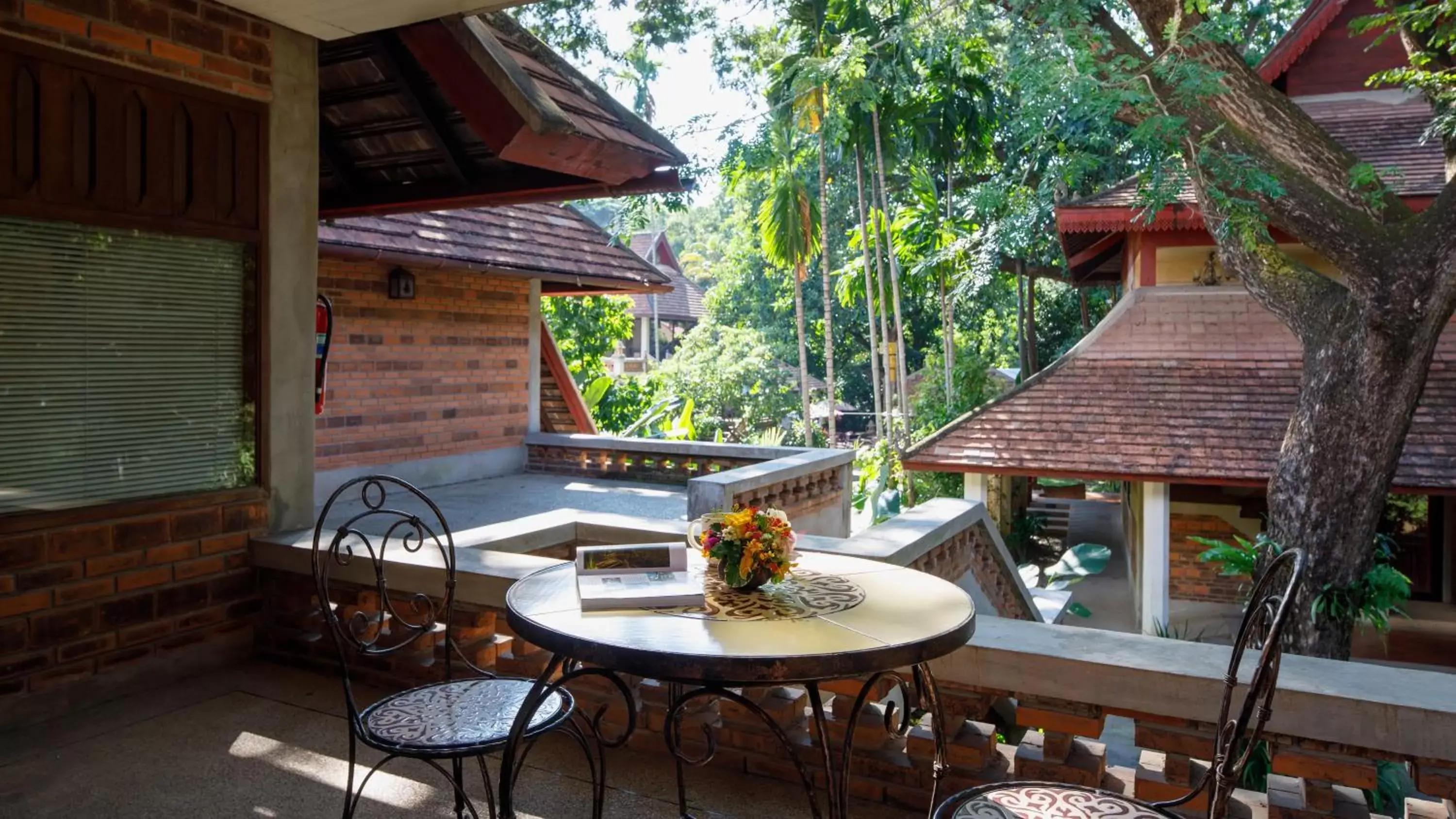Balcony/Terrace in Yaang Come Village Hotel - SHA Extra Plus