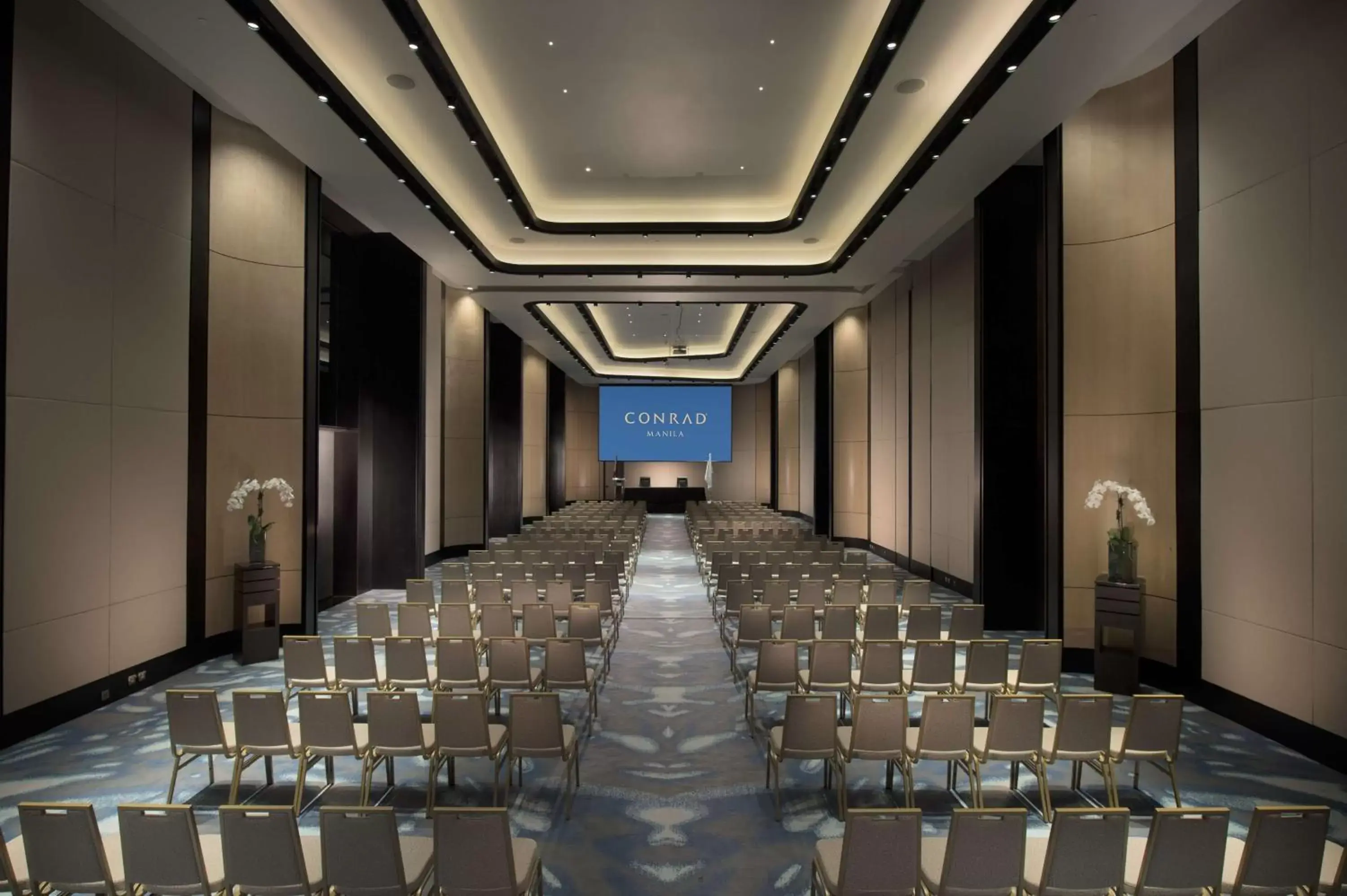 Meeting/conference room in Conrad Manila