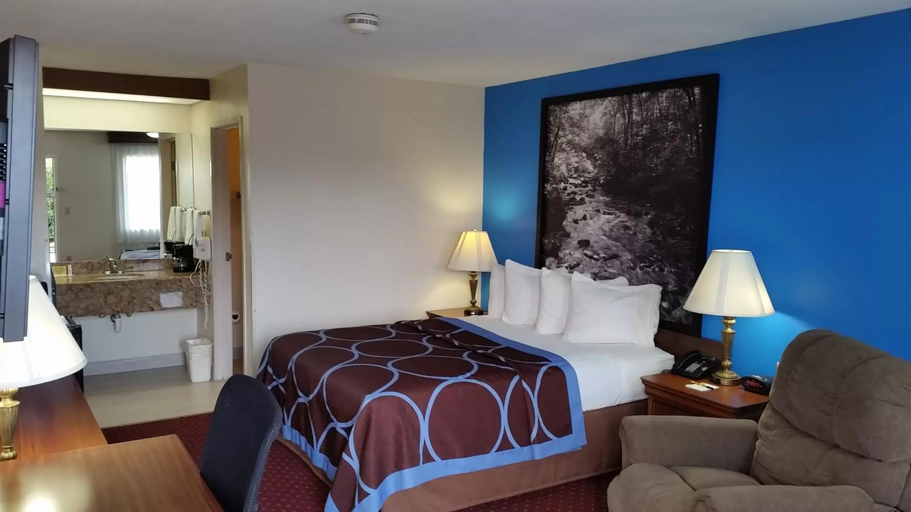 Bedroom, Bed in Super 8 by Wyndham McGehee Bedroom, Bed in Super 8 by Wyndham McGehee