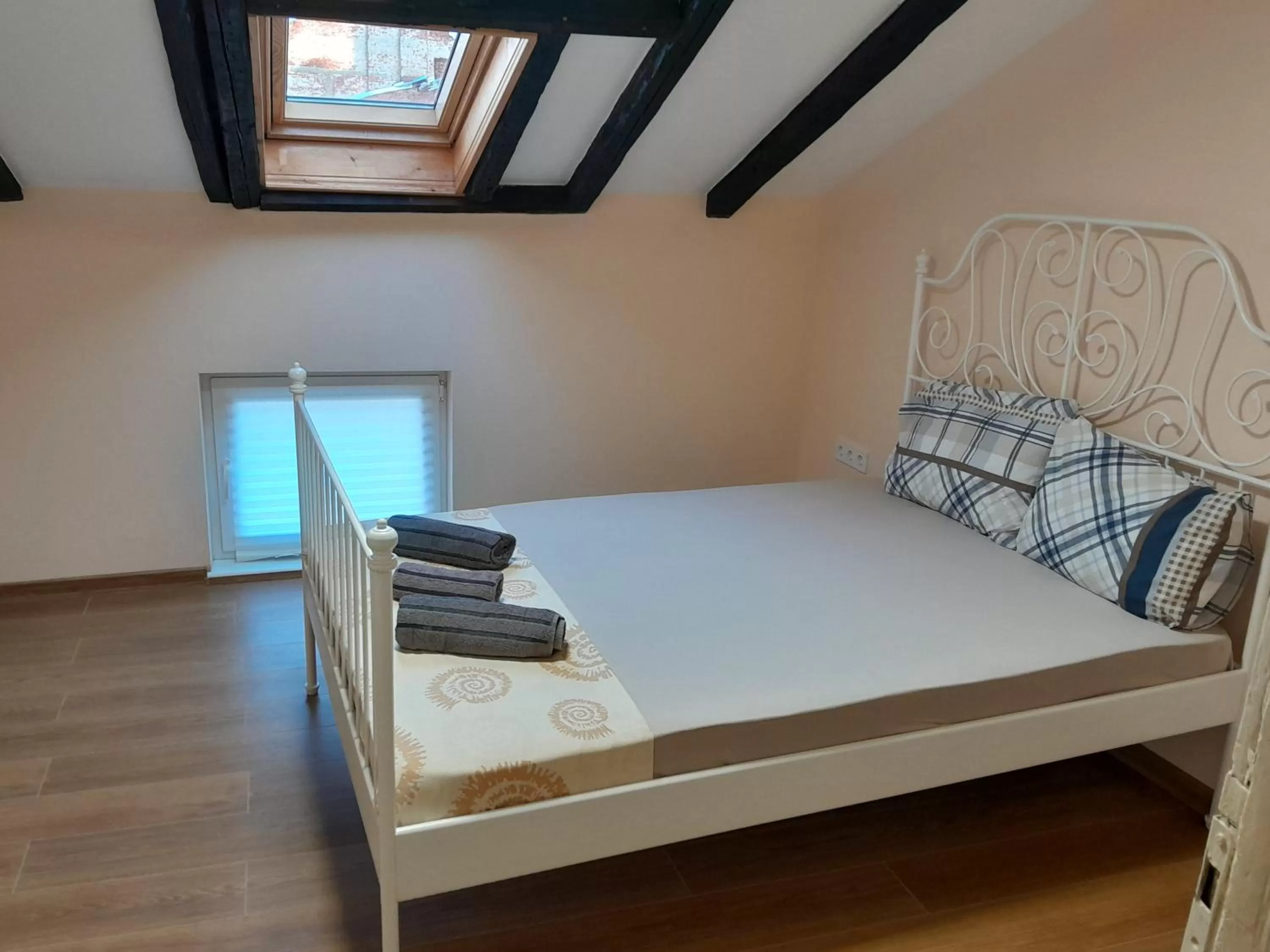 Bed in HANCHO SevenUps - KAPANA Plovdiv Center