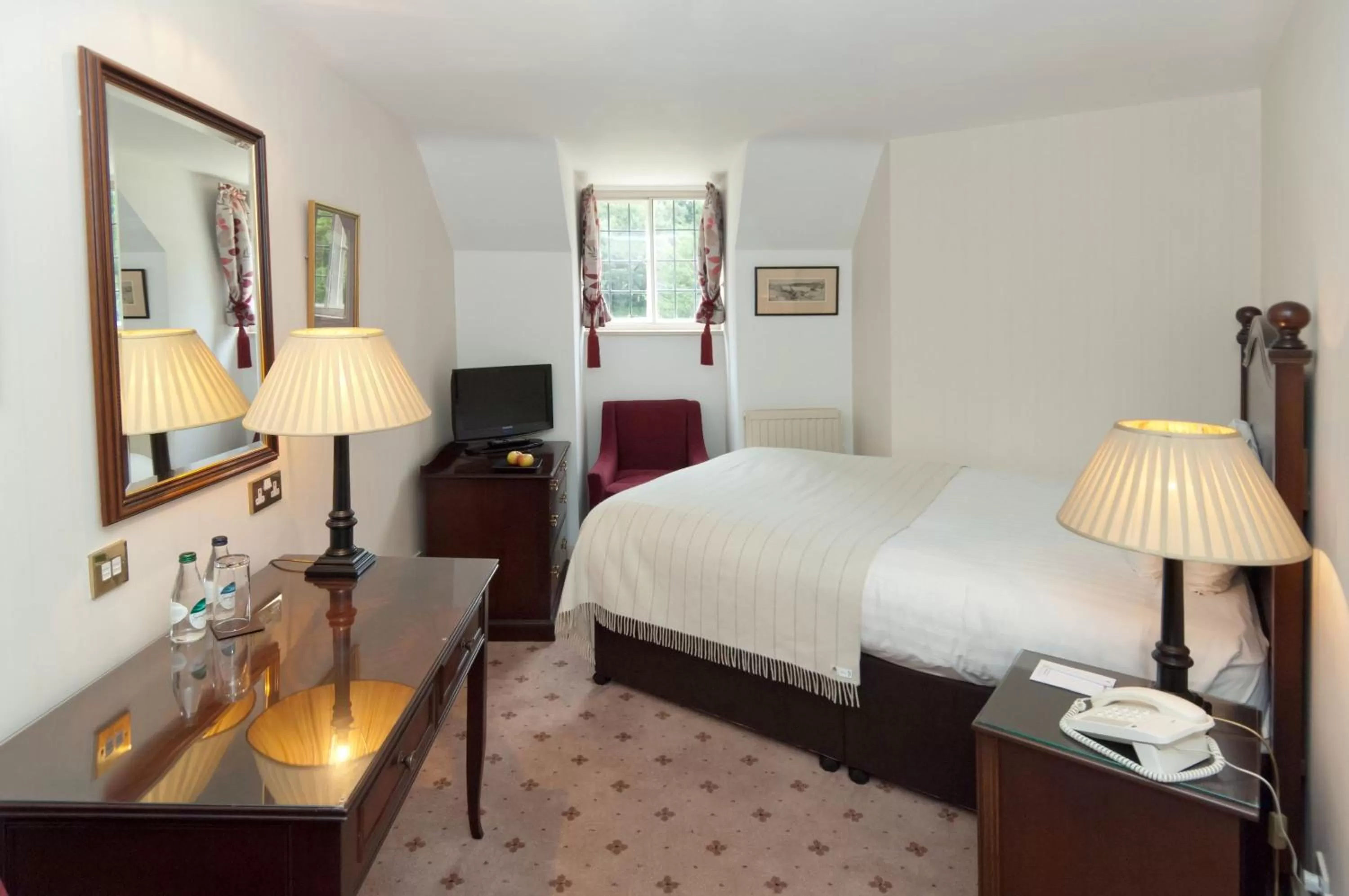 Bed in Flitwick Manor Hotel