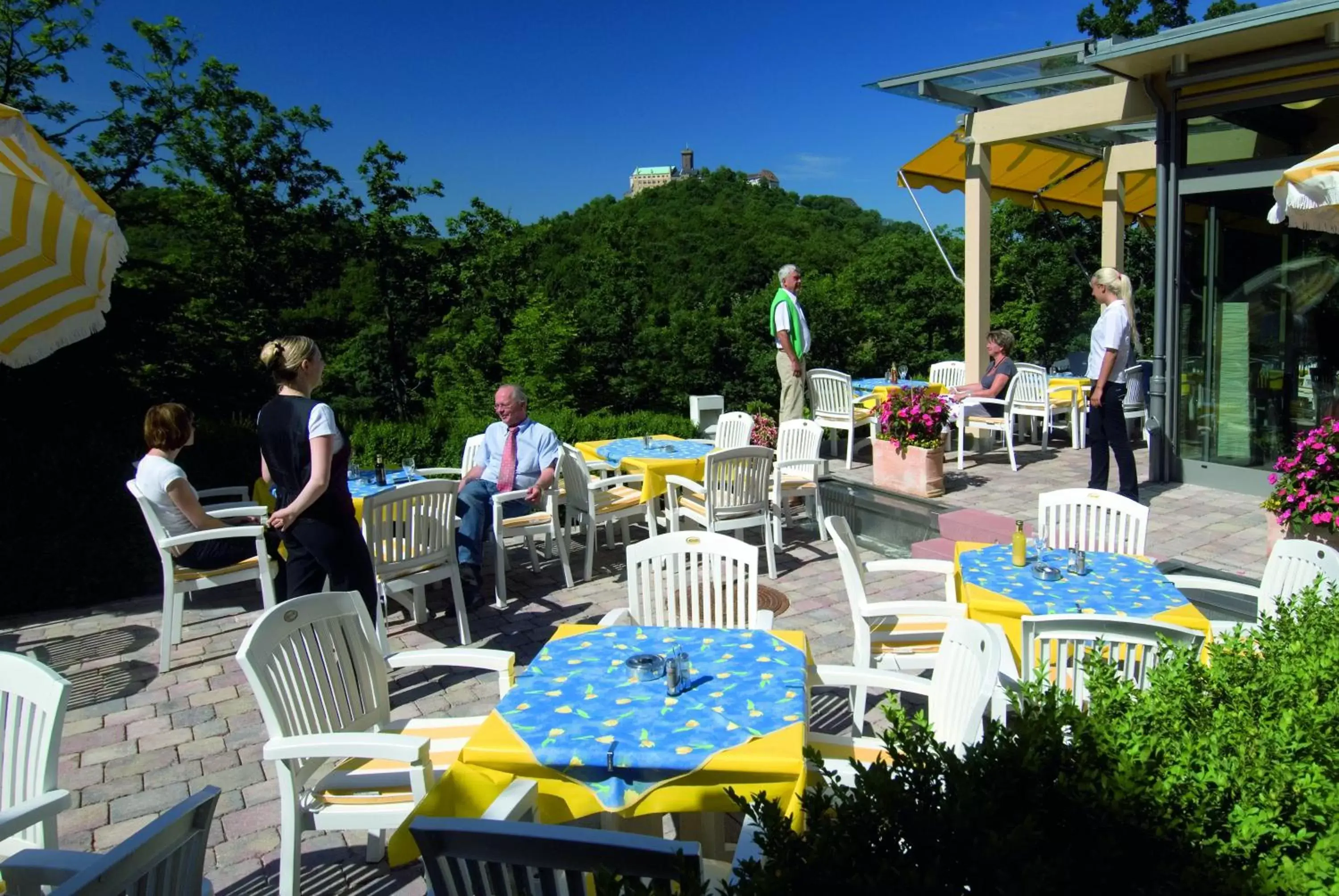 Restaurant/places to eat in Haus Hainstein Restaurant/places to eat in Haus Hainstein