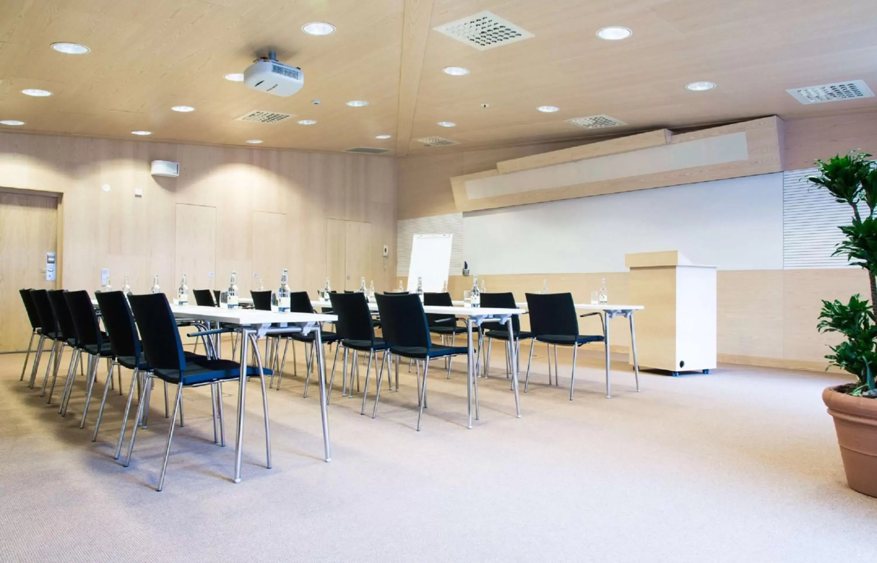 Meeting/conference room in Landvetter Airport Hotel, Best Western Premier Collection