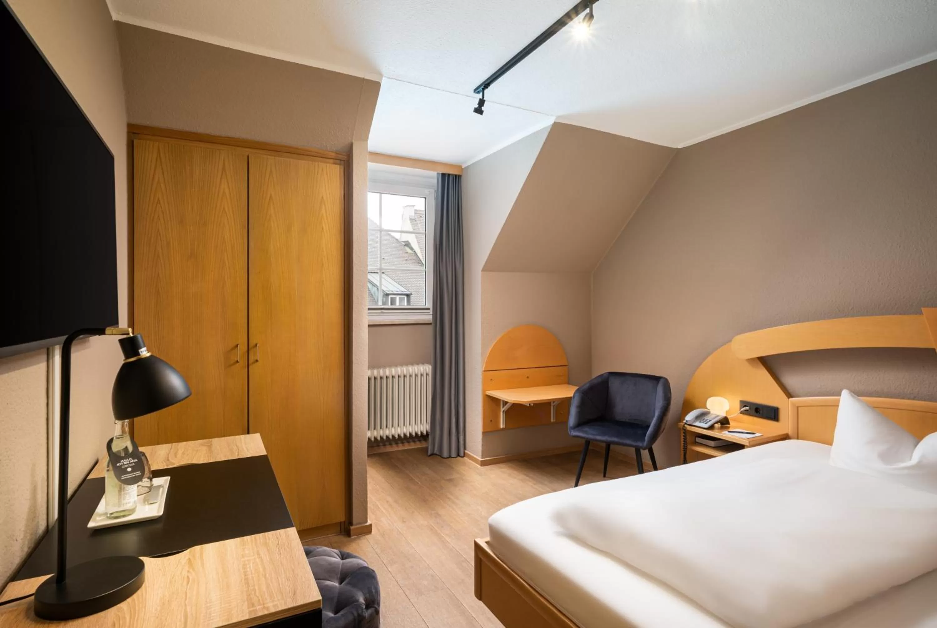 Photo of the whole room, Bed in Arthotel ANA Goggl