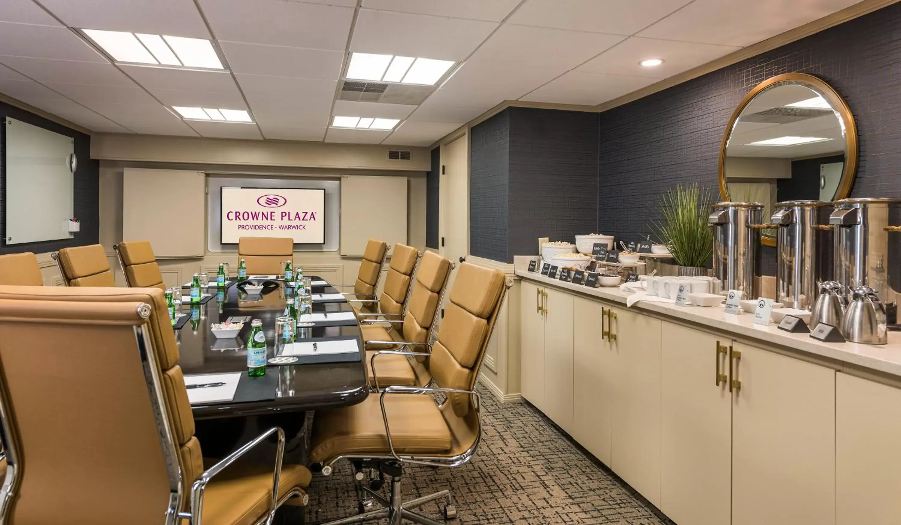 Meeting/conference room in Crowne Plaza Providence-Warwick (Airport), an IHG Hotel