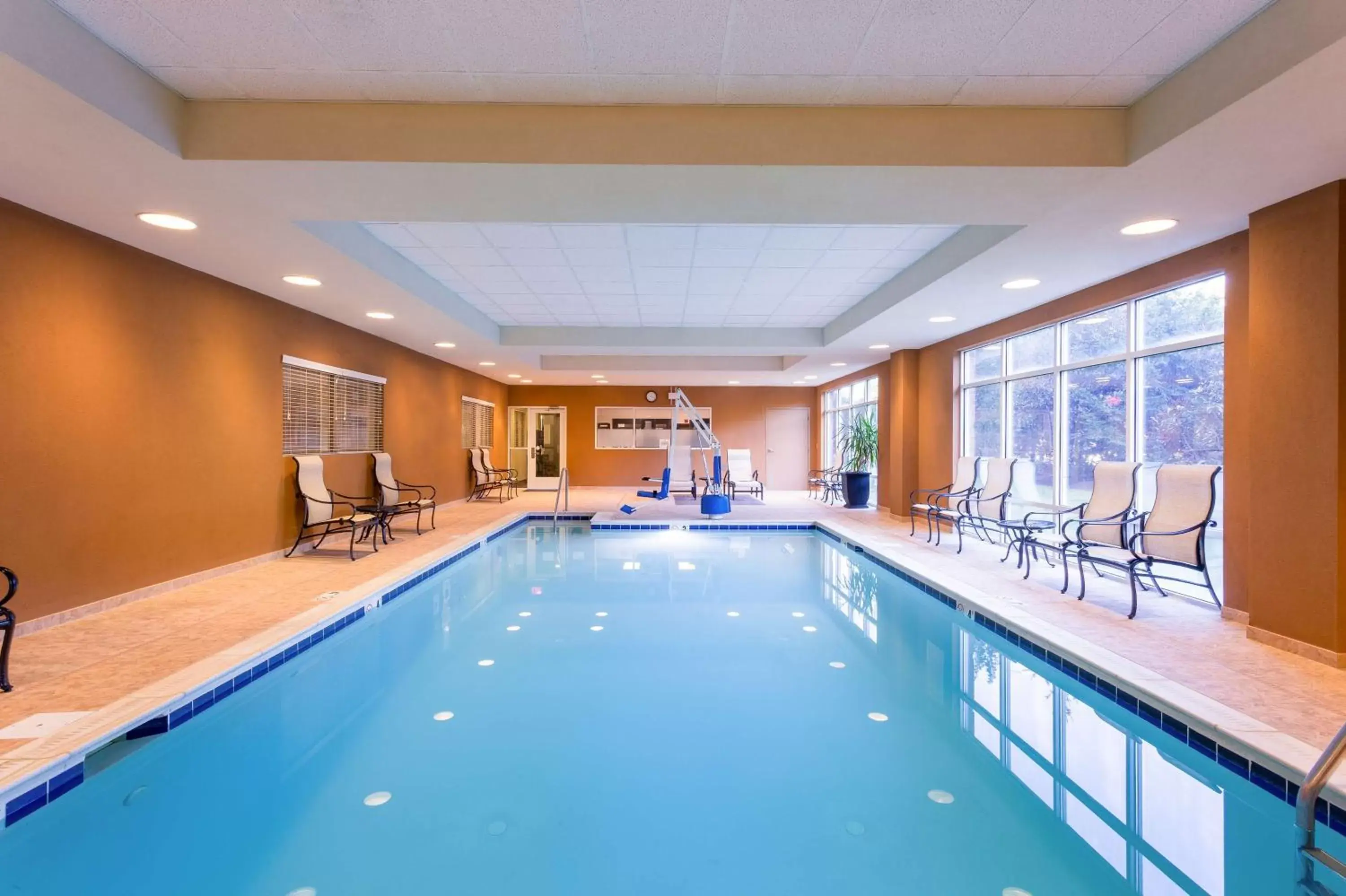 Pool view, Swimming Pool in Hampton Inn & Suites Herndon-Reston