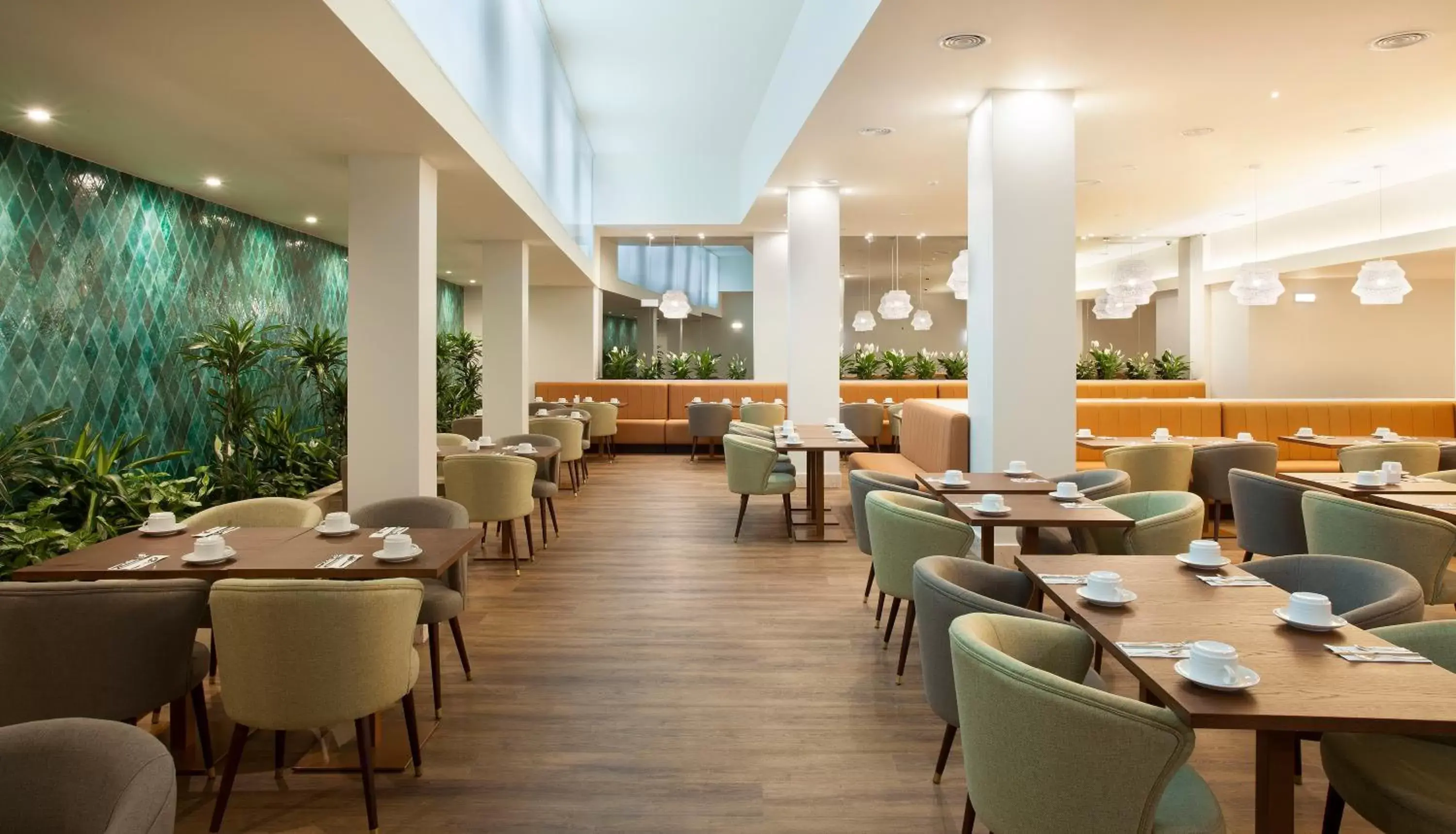 Restaurant/Places to Eat in TURIM Santa Maria Hotel