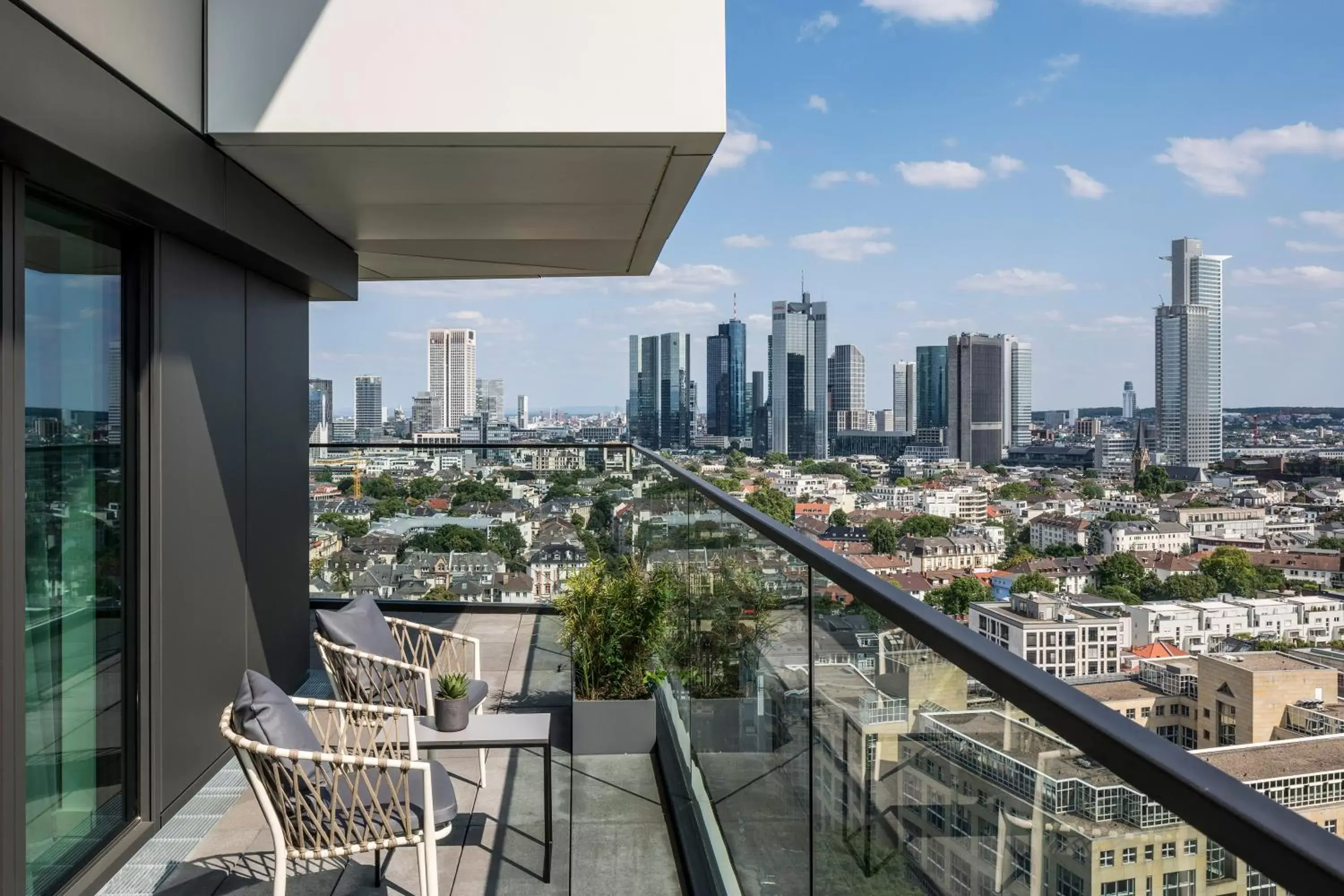 Balcony/Terrace in Meliá Frankfurt City