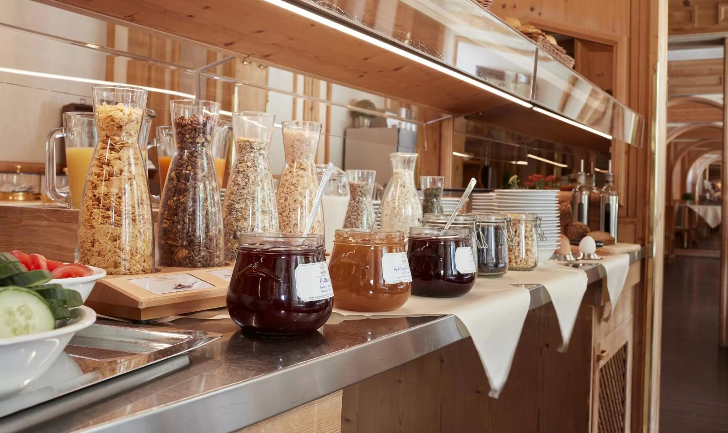 Restaurant/places to eat in Living Hotel am Deutschen Museum